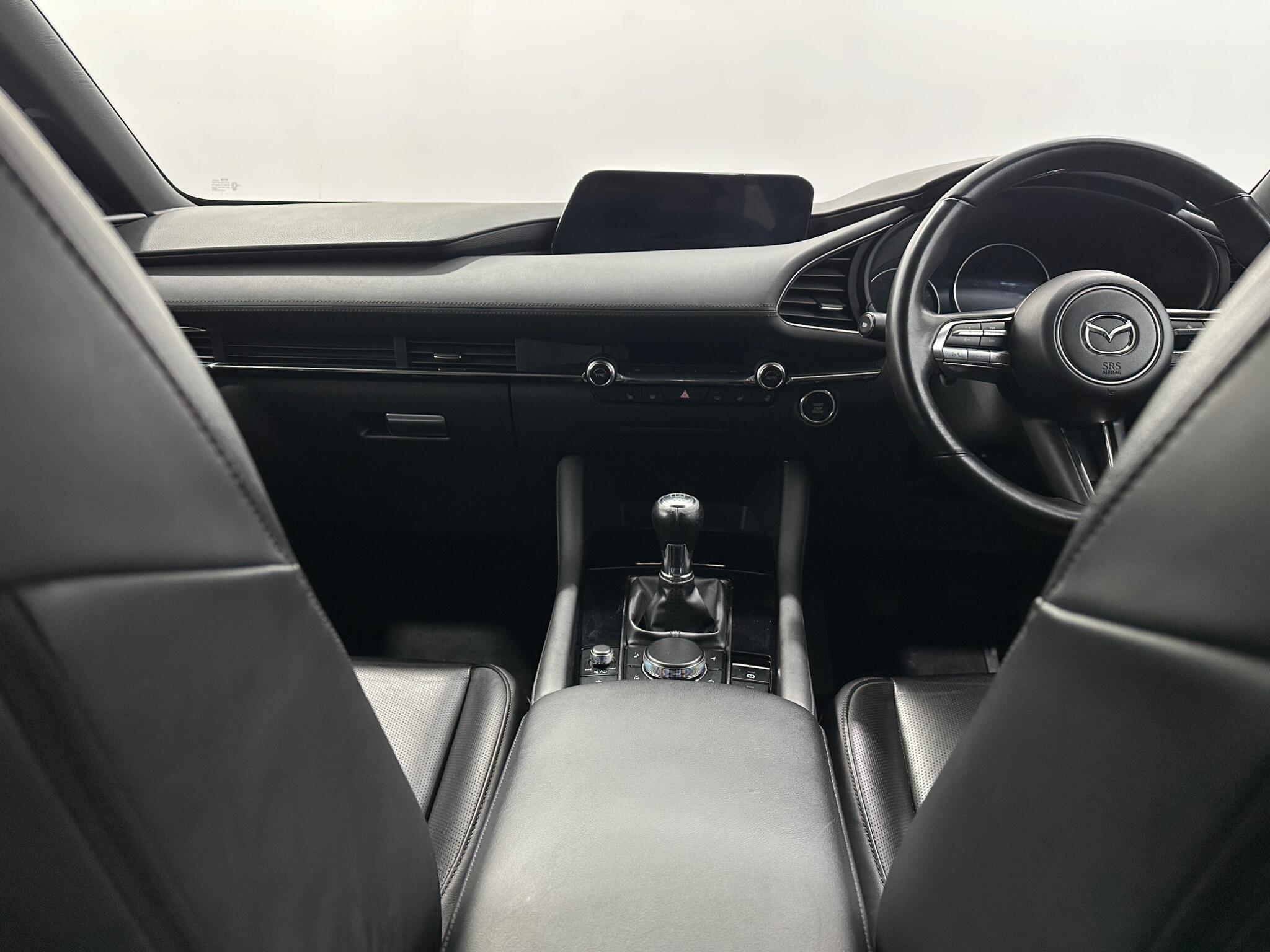 Mazda Mazda3 view 21