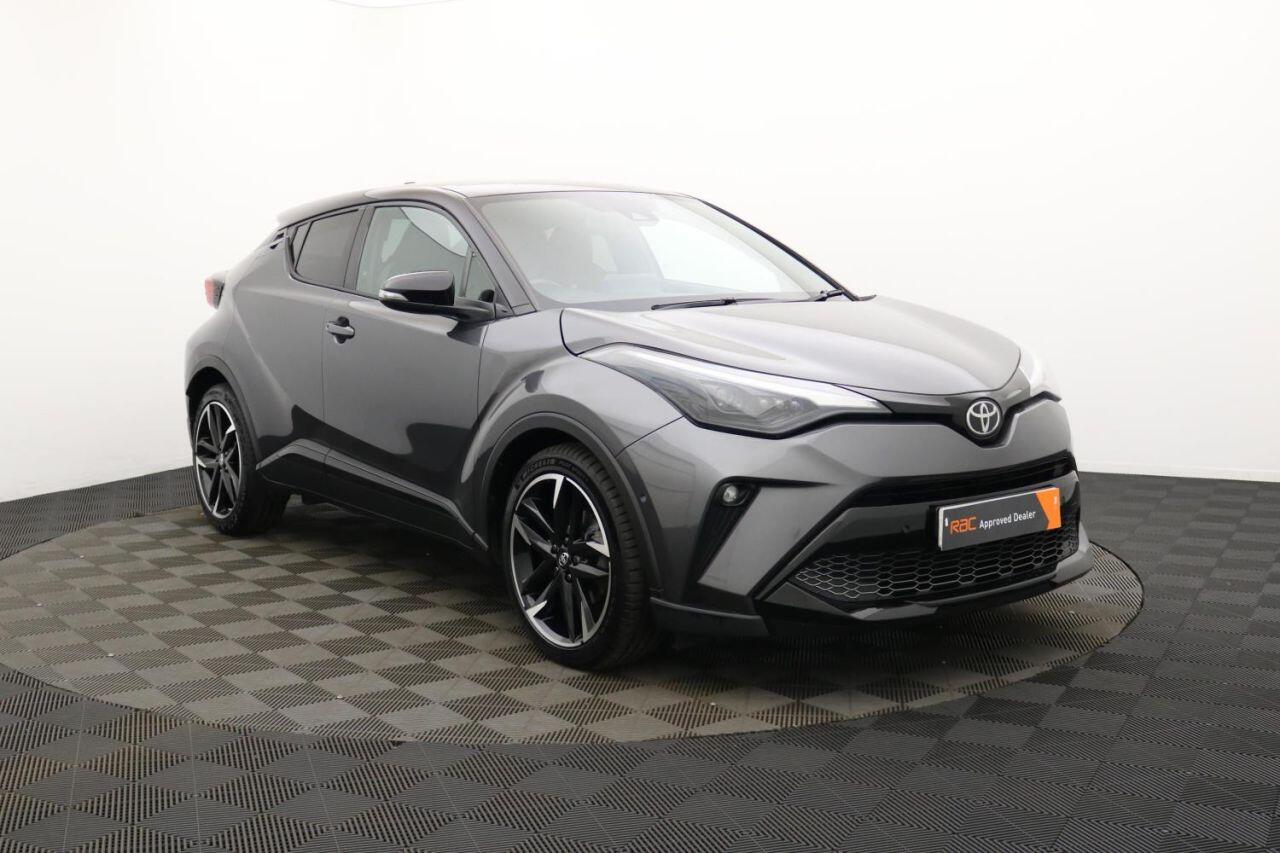 Toyota C-HR view 11