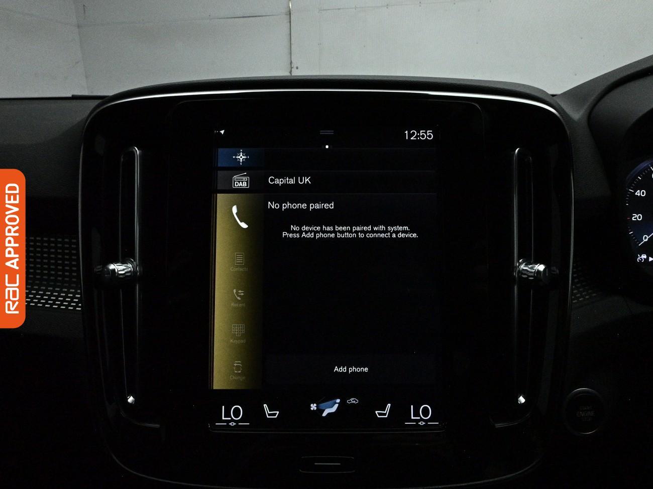 Volvo XC40 view 14