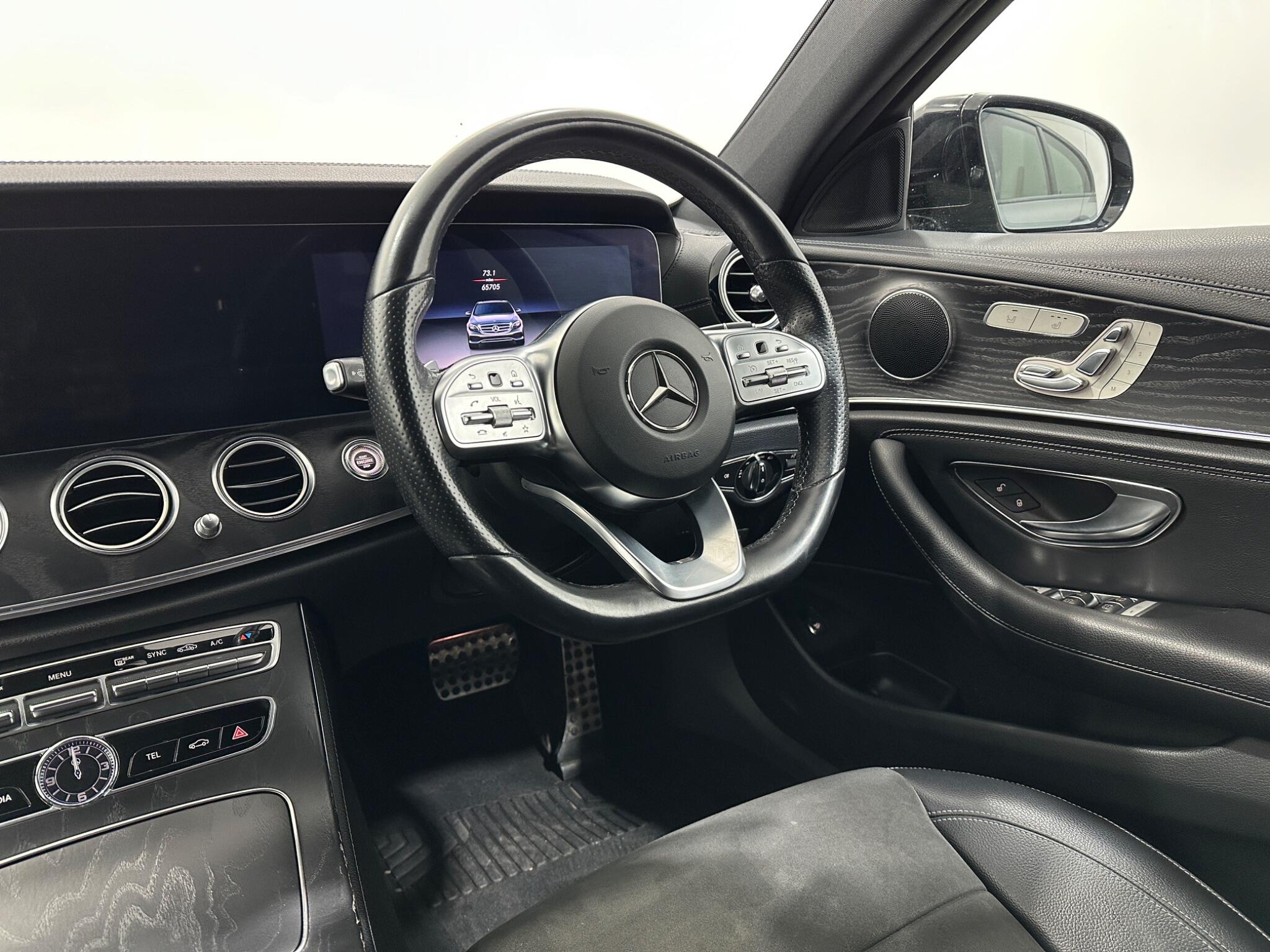 Mercedes-Benz E-Class view 12