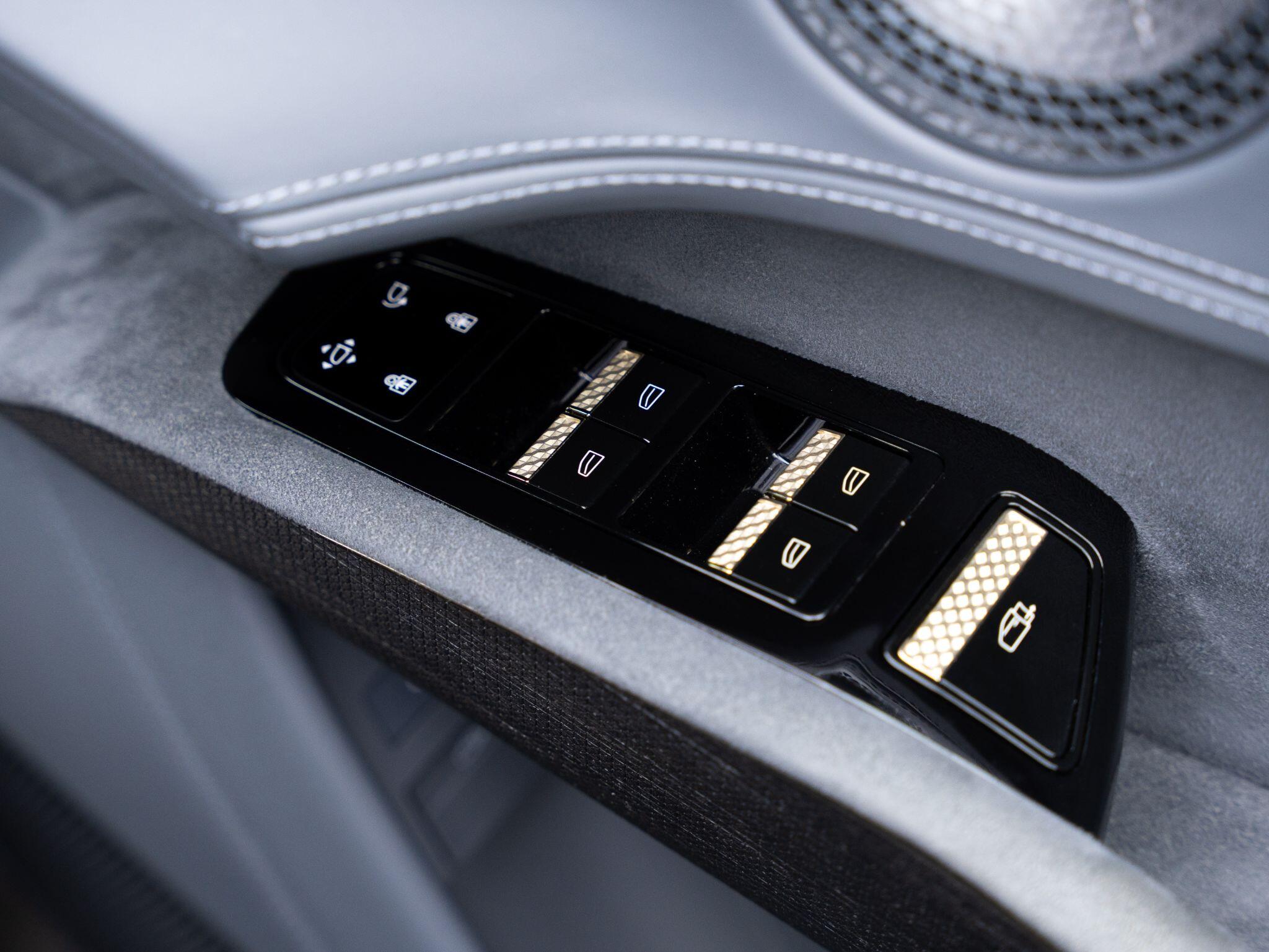 Lotus Eletre view 35