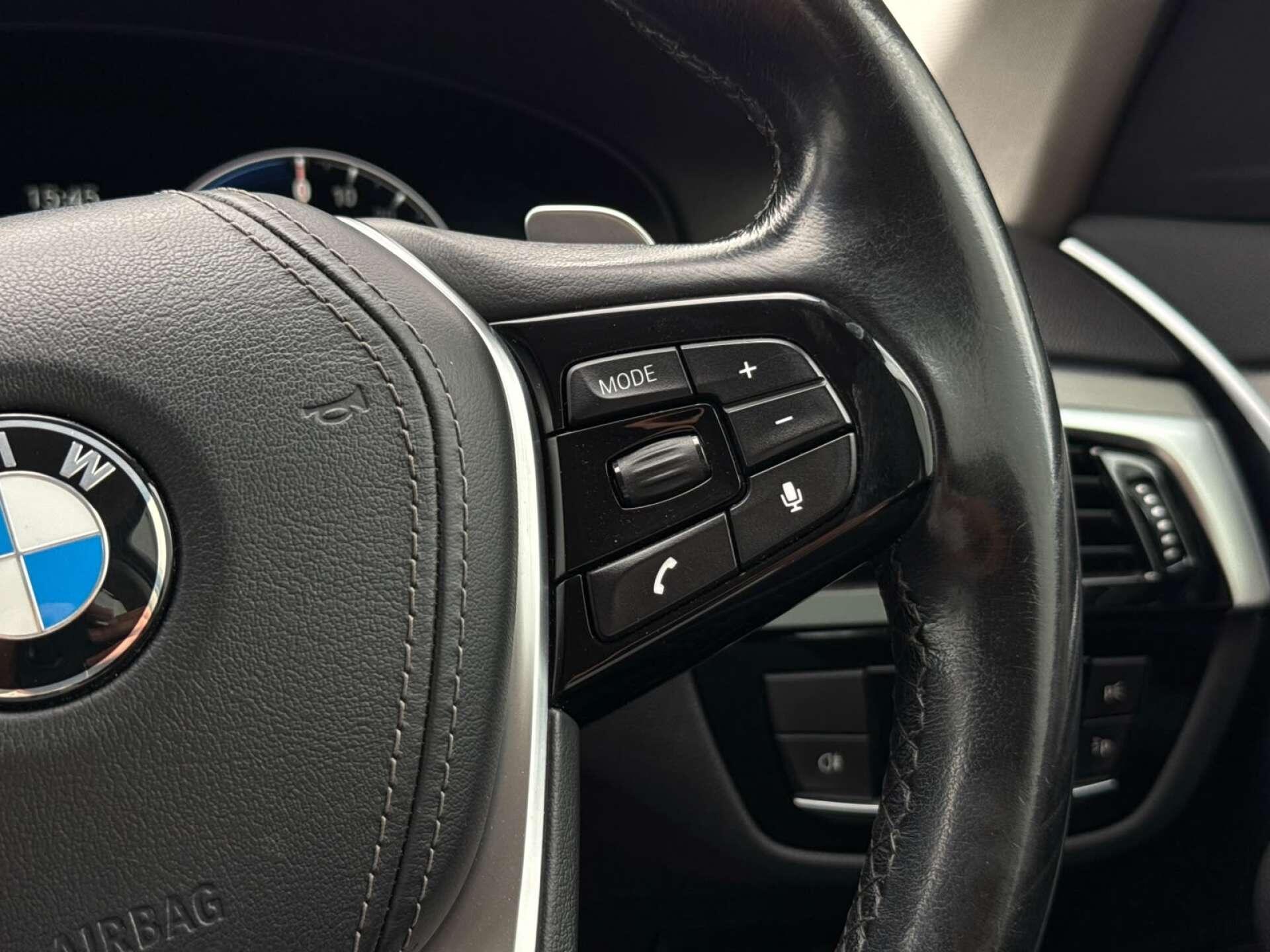 BMW 5 Series view 51