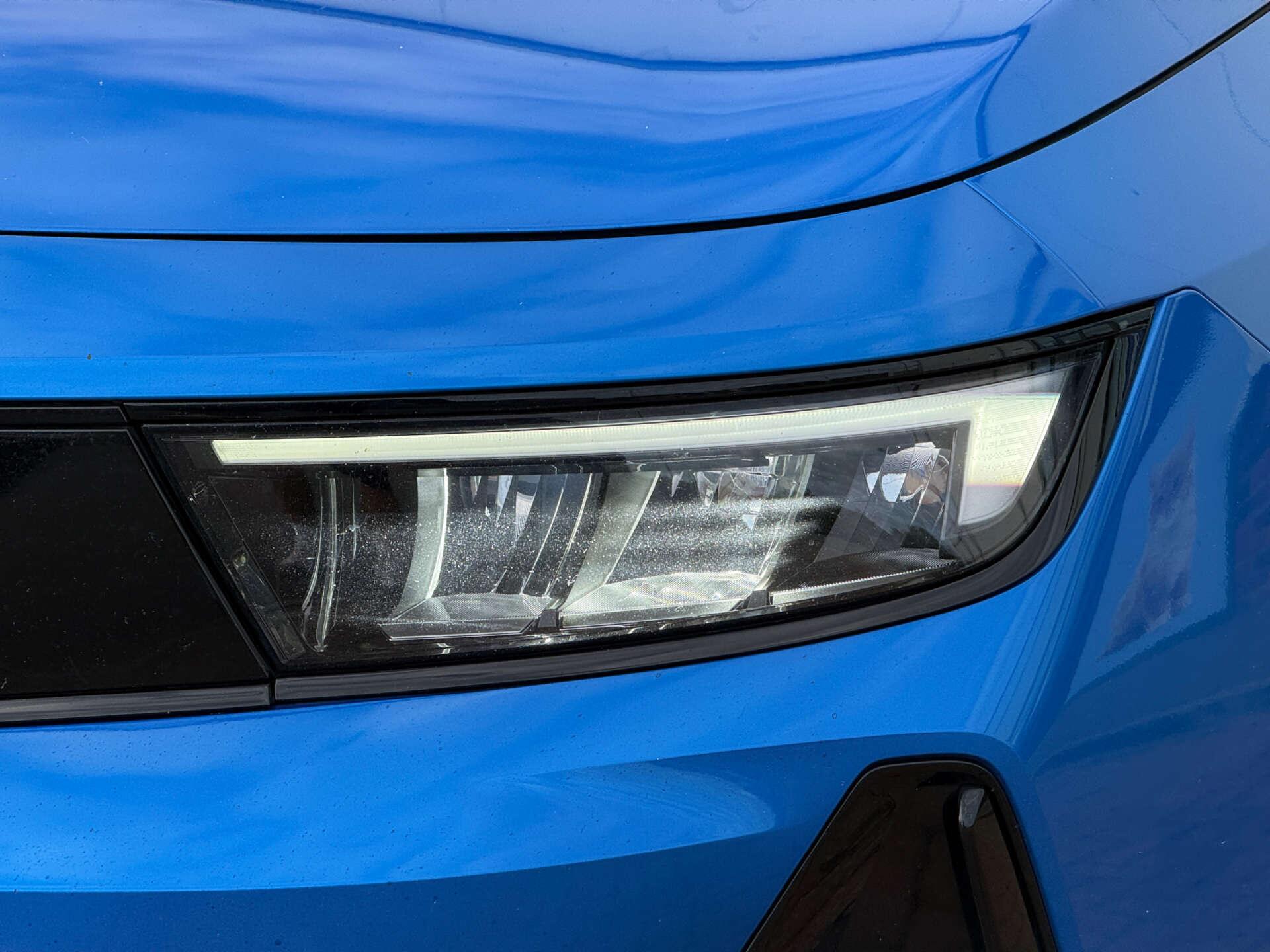 Vauxhall Astra view 9