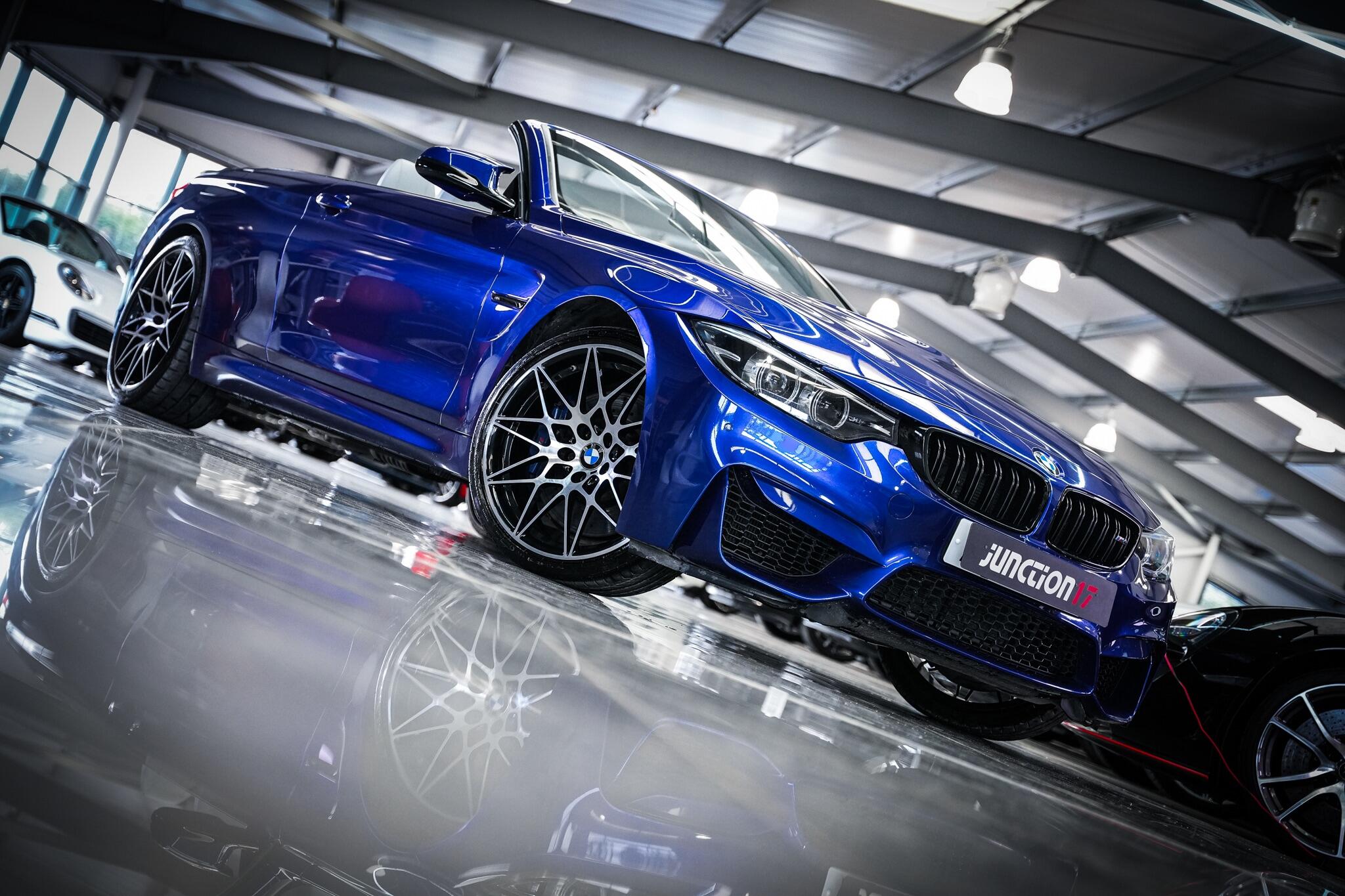 BMW M4 view 8