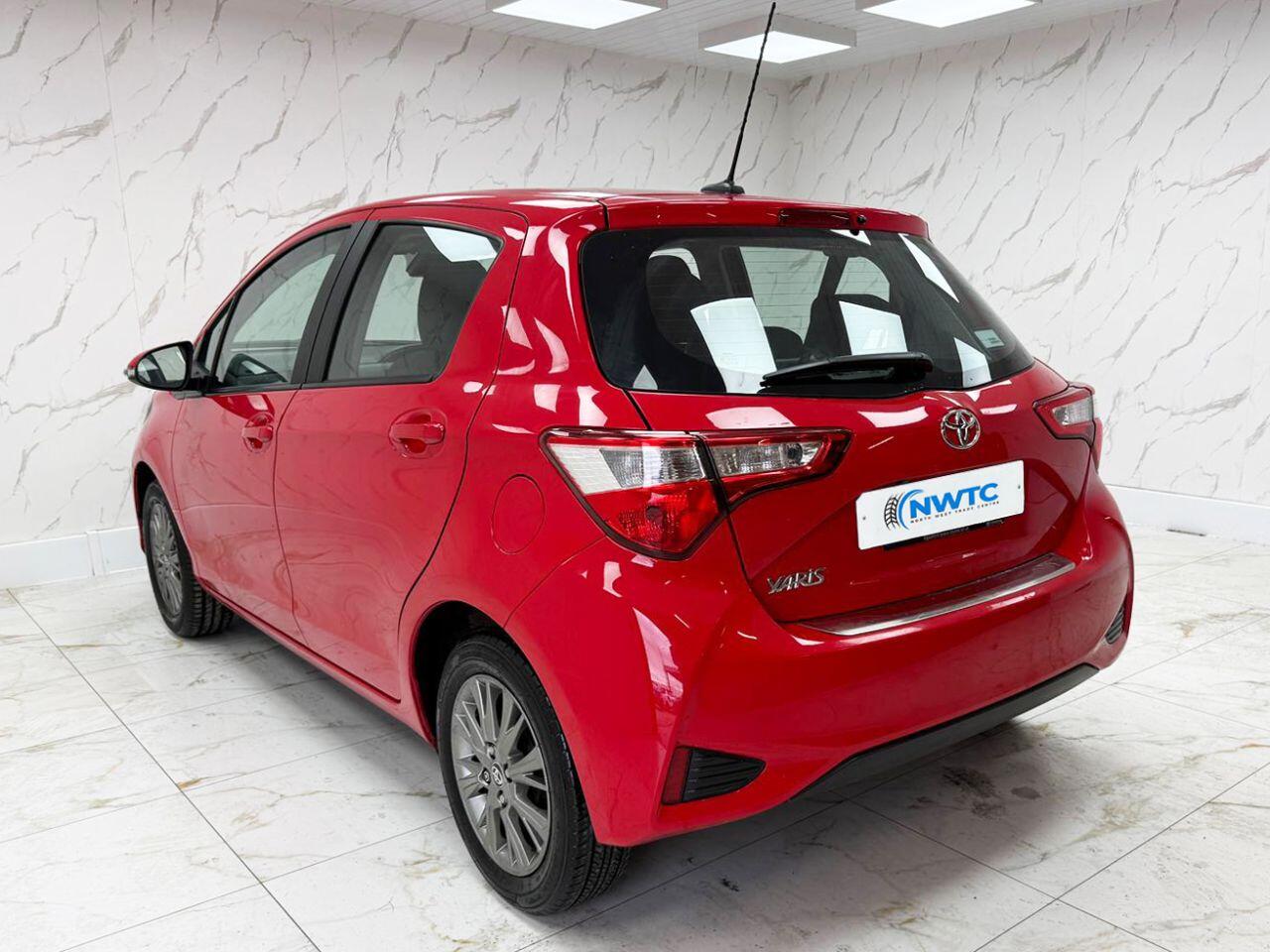 Toyota Yaris view 11