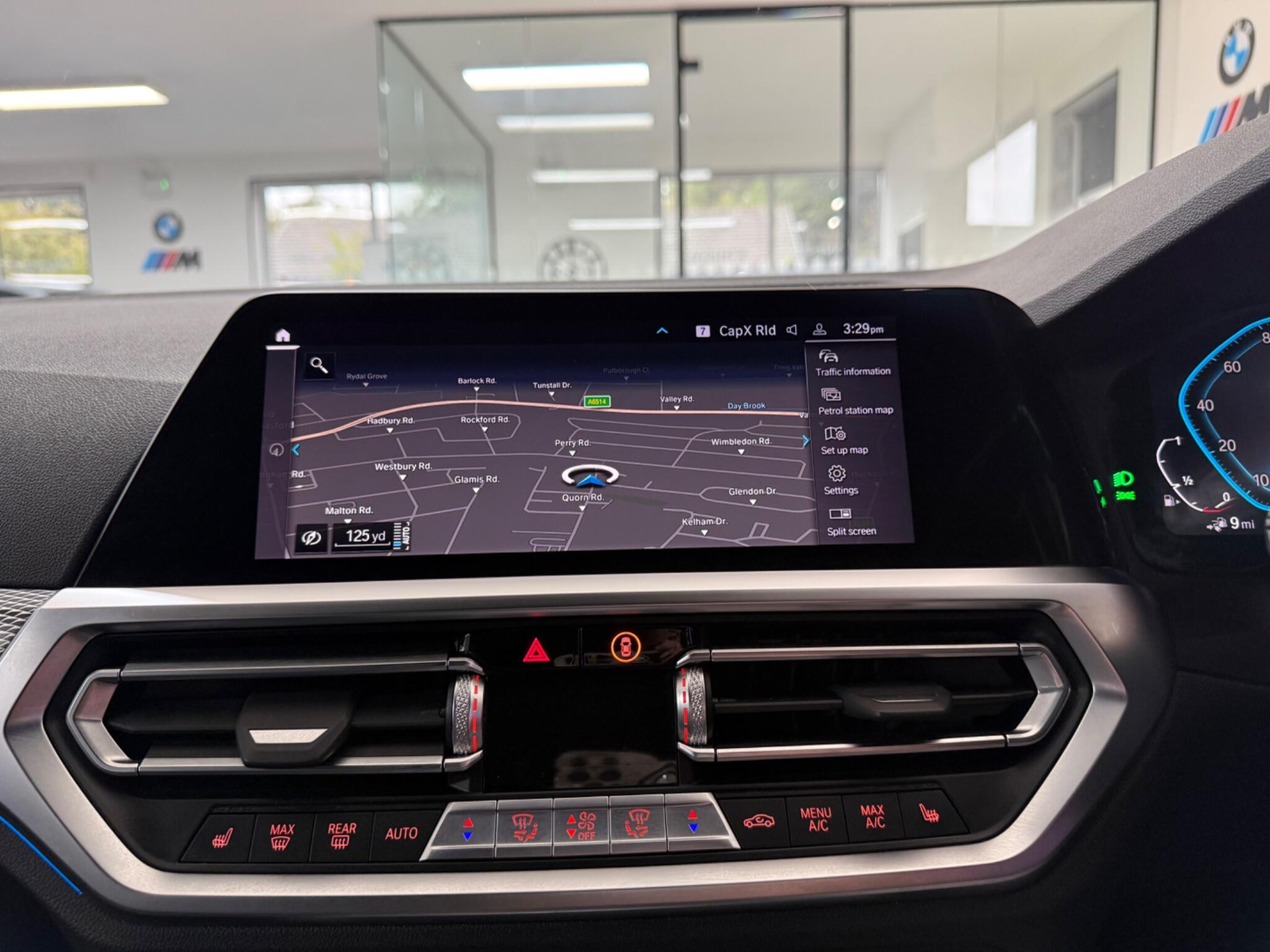 BMW 3 Series view 12