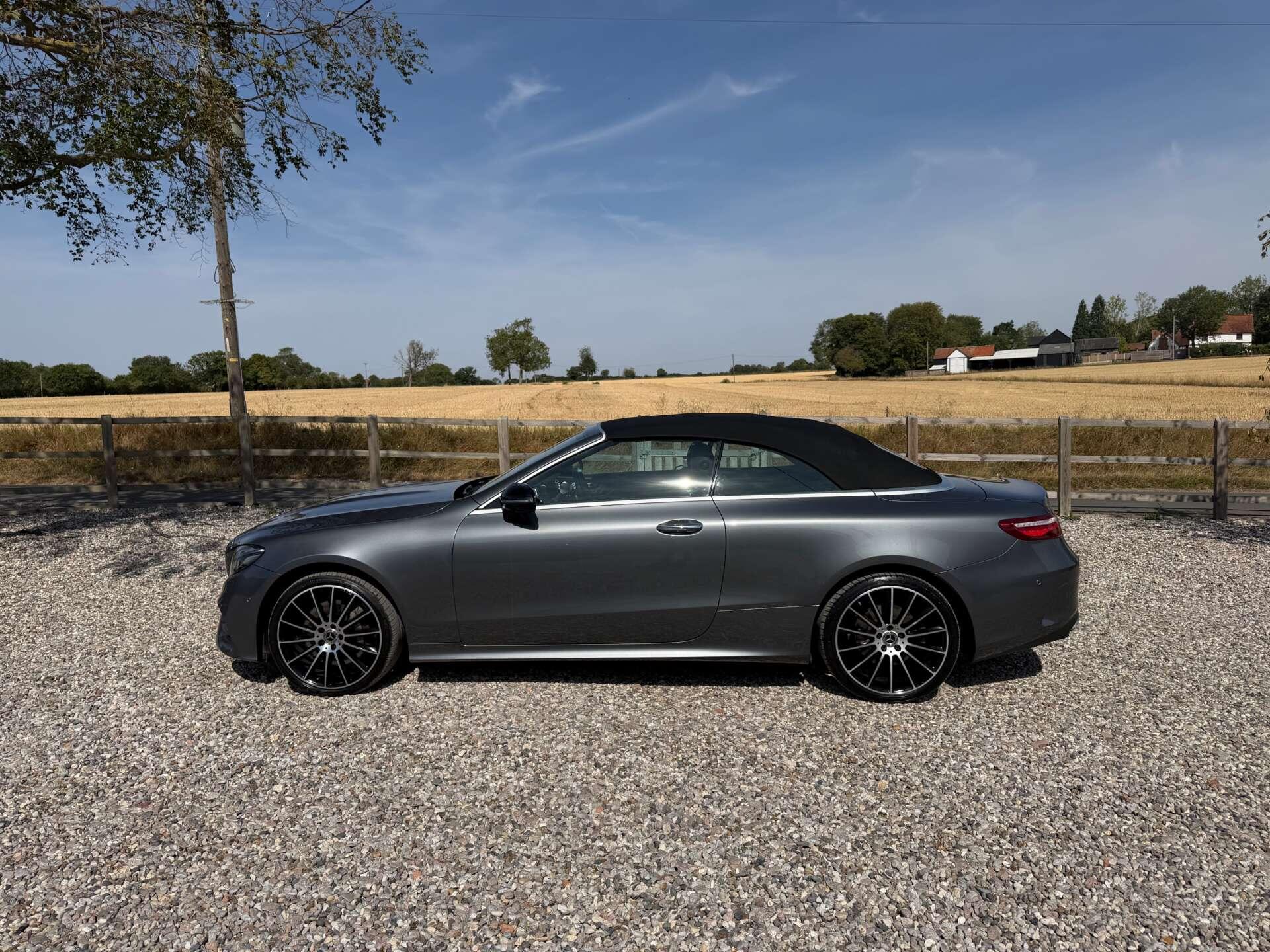 Mercedes-Benz E-Class view 9