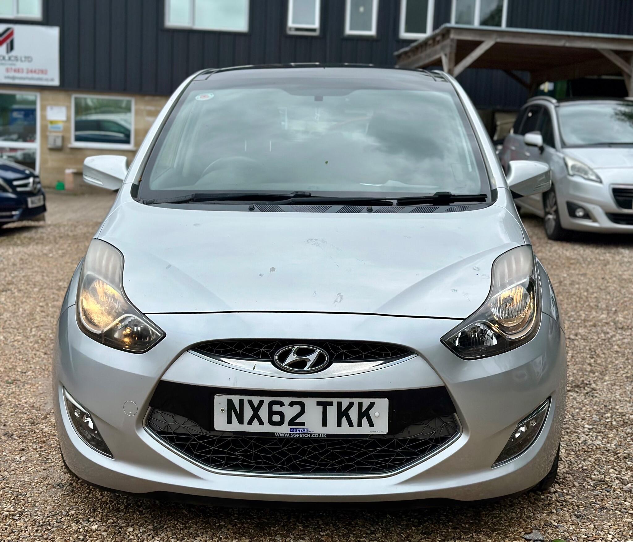 Hyundai ix20 view 3