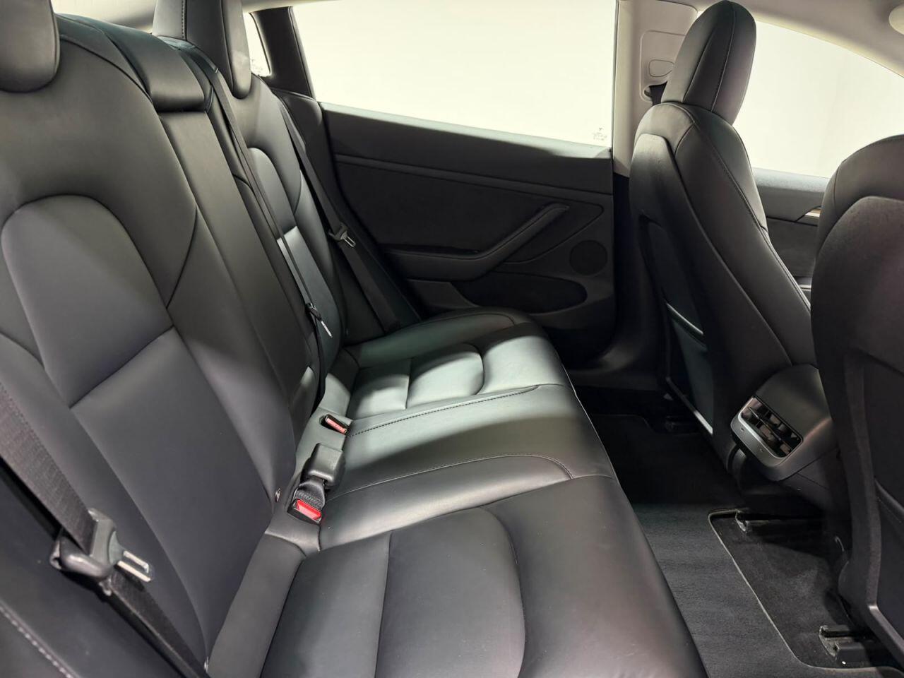 Tesla Model 3 view 30
