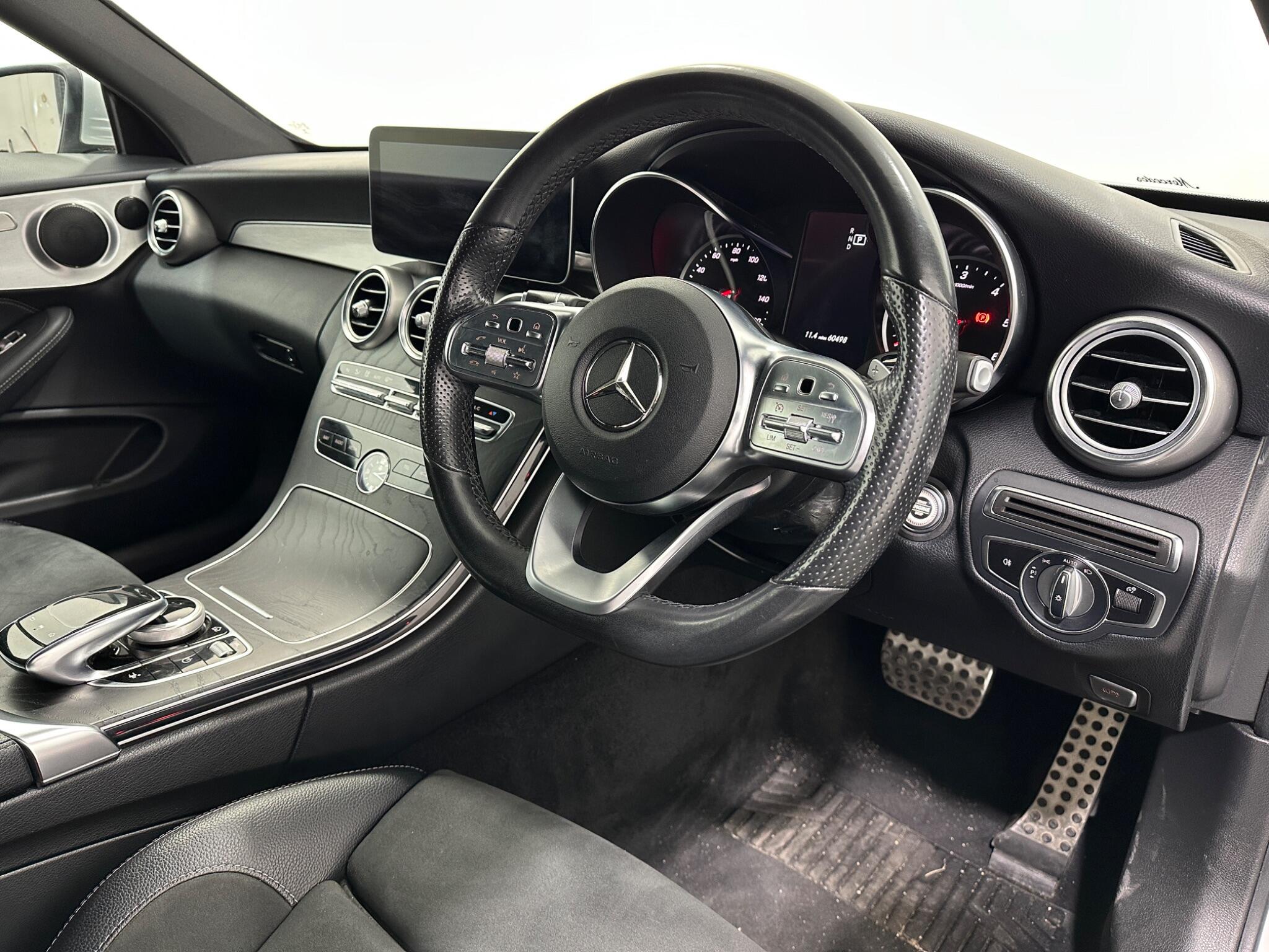 Mercedes-Benz C-Class view 11