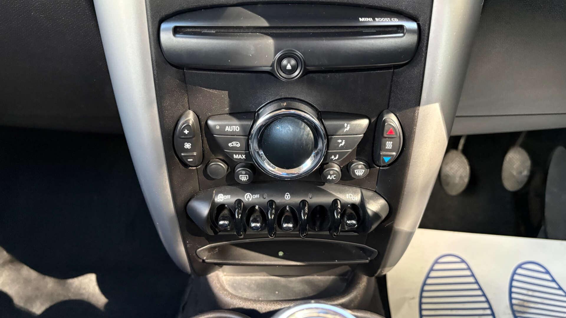 Mini Countryman view 23