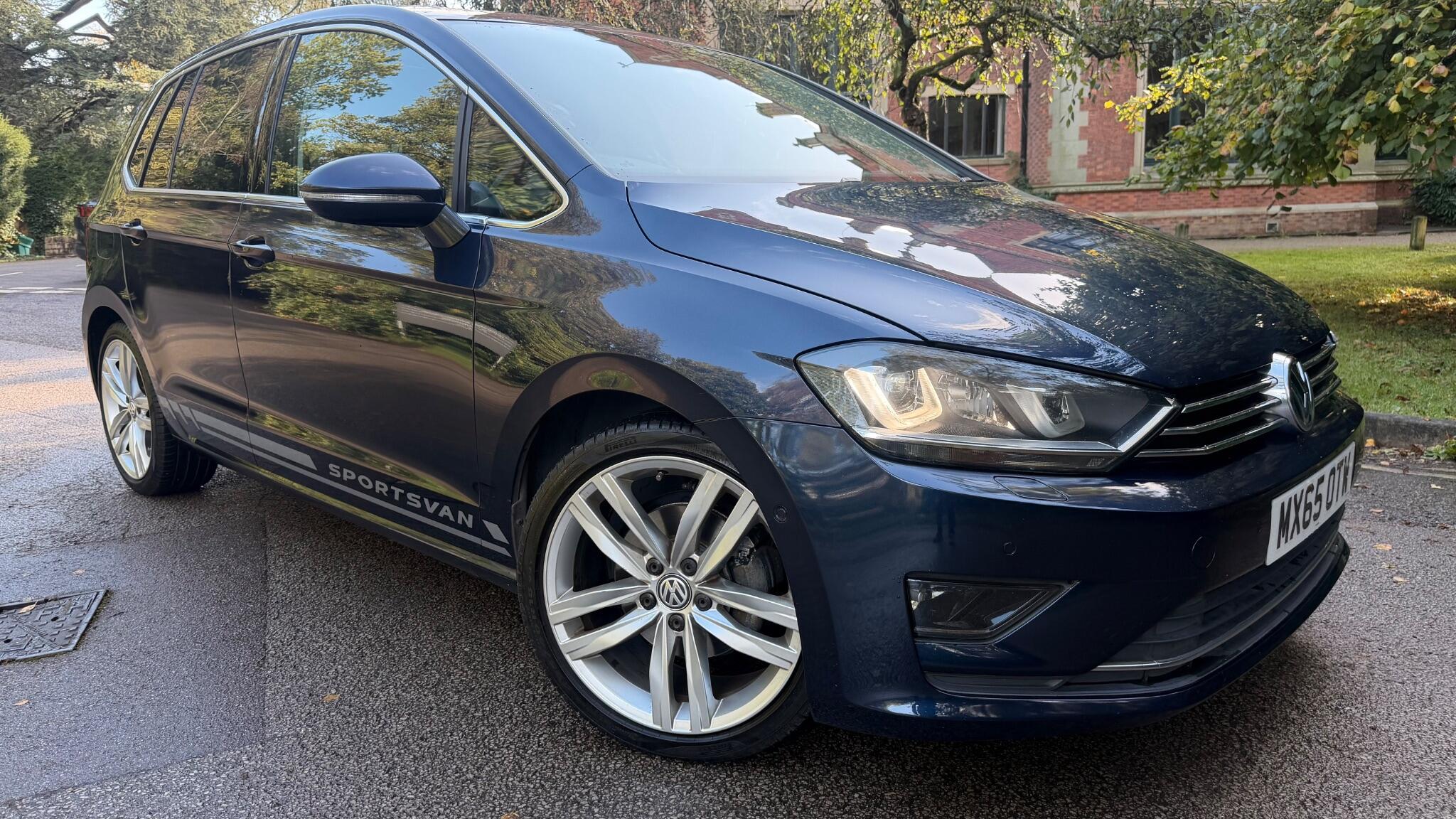 Volkswagen Golf SV