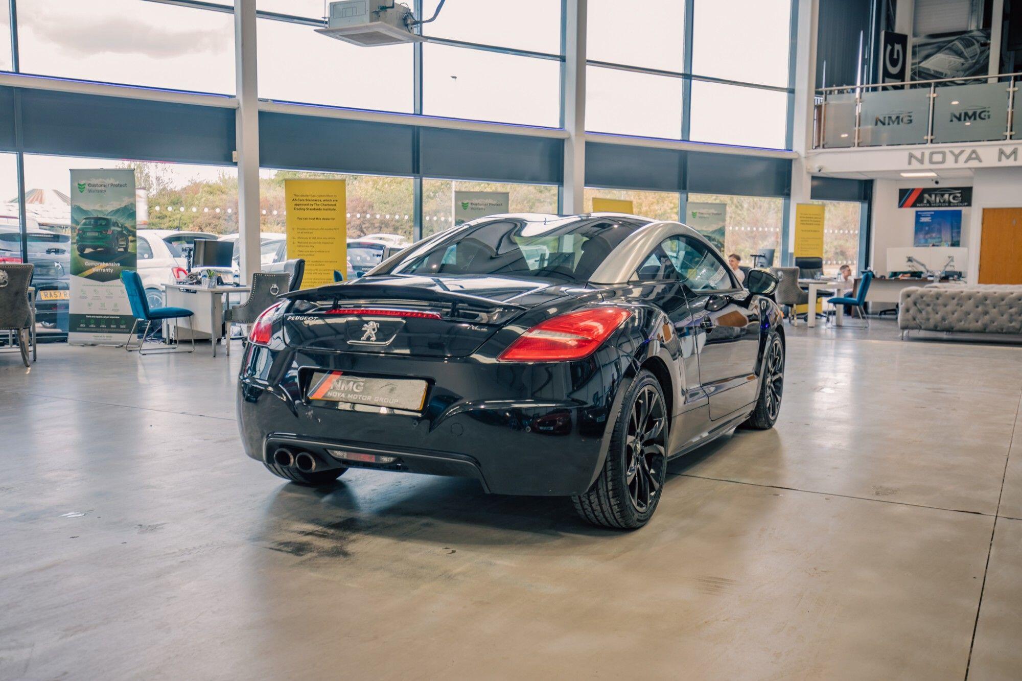 Peugeot RCZ view 25
