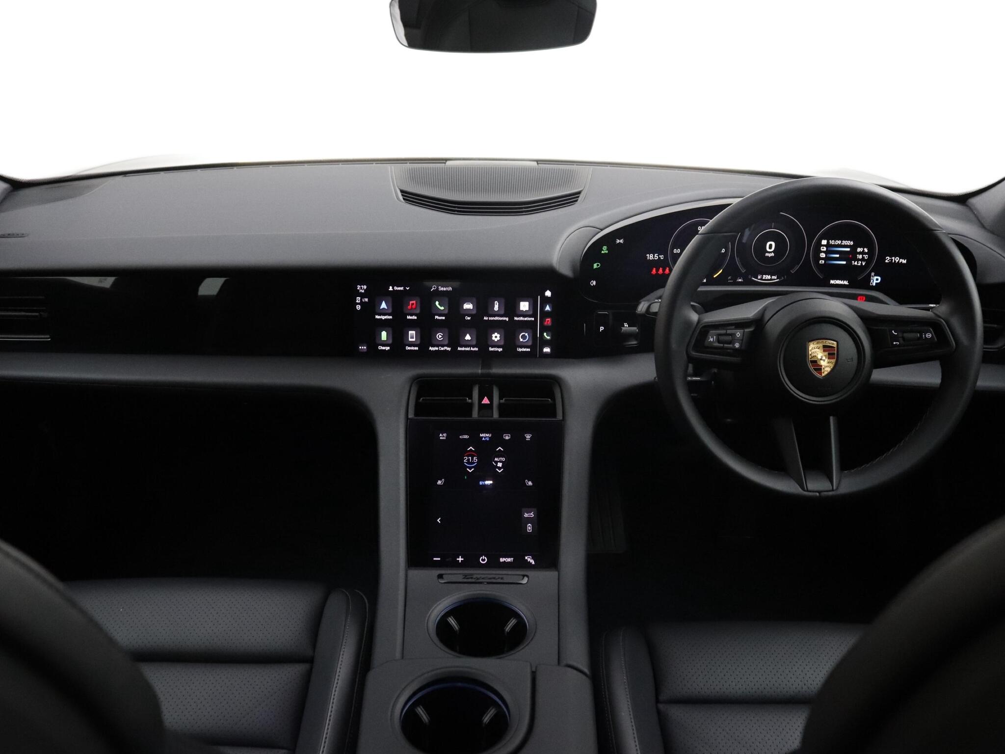 Porsche Taycan view 11