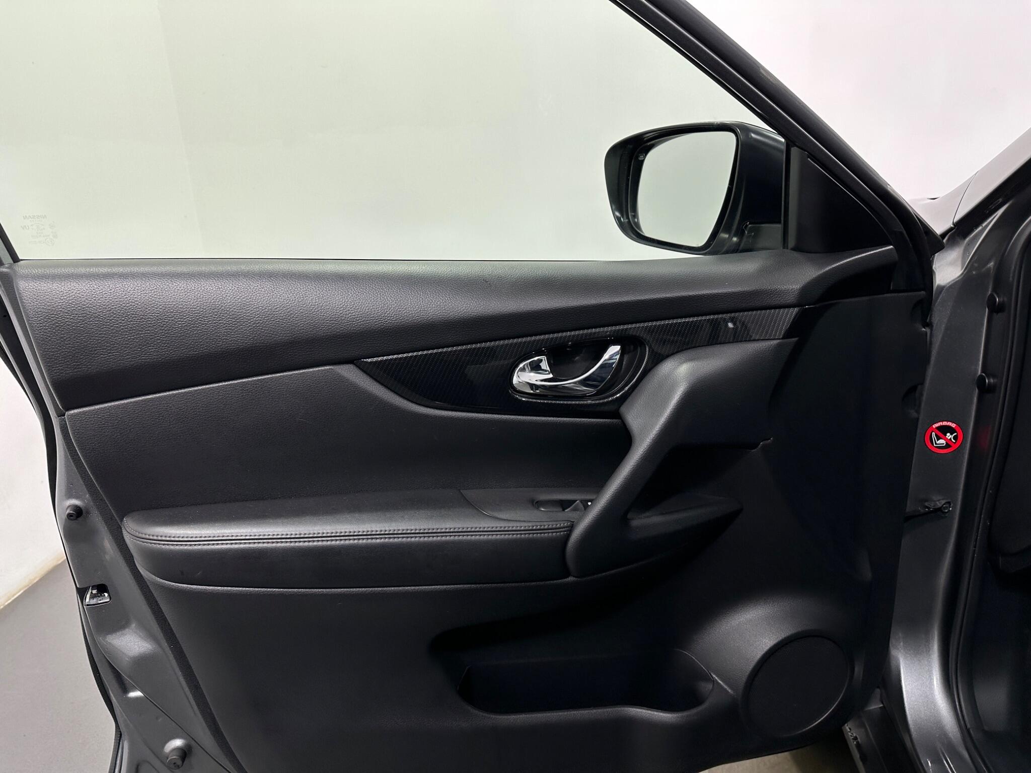 Nissan X-Trail view 37