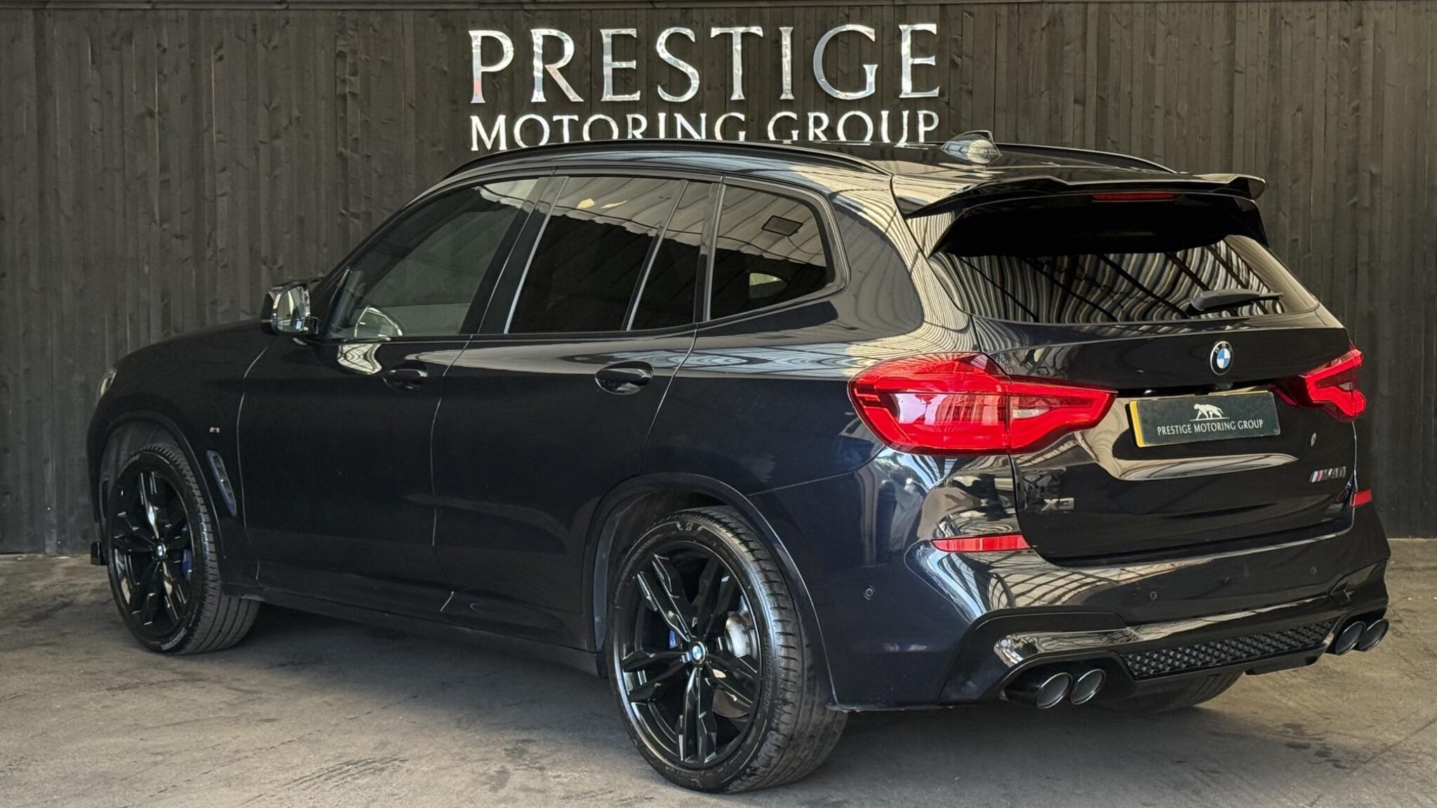 BMW X3 view 18