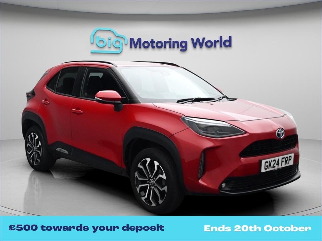 Red 2024 Toyota Yaris Cross Estate Front-wheel drive Automatic