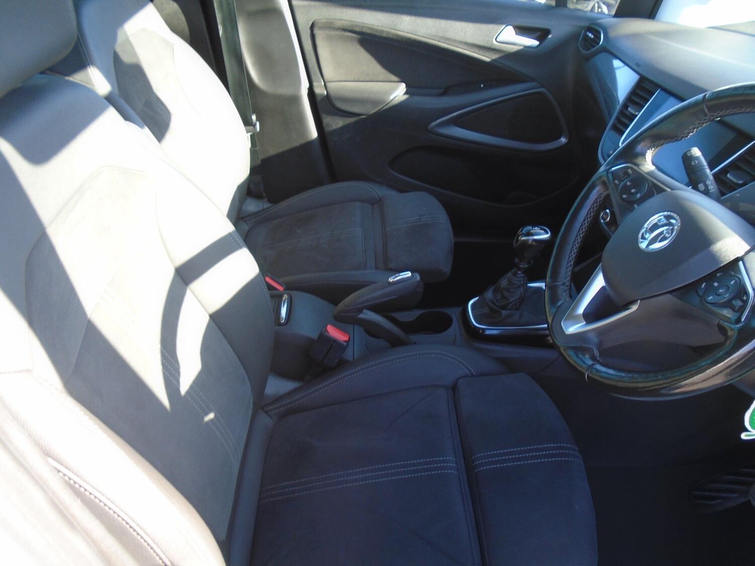 Vauxhall Crossland view 10