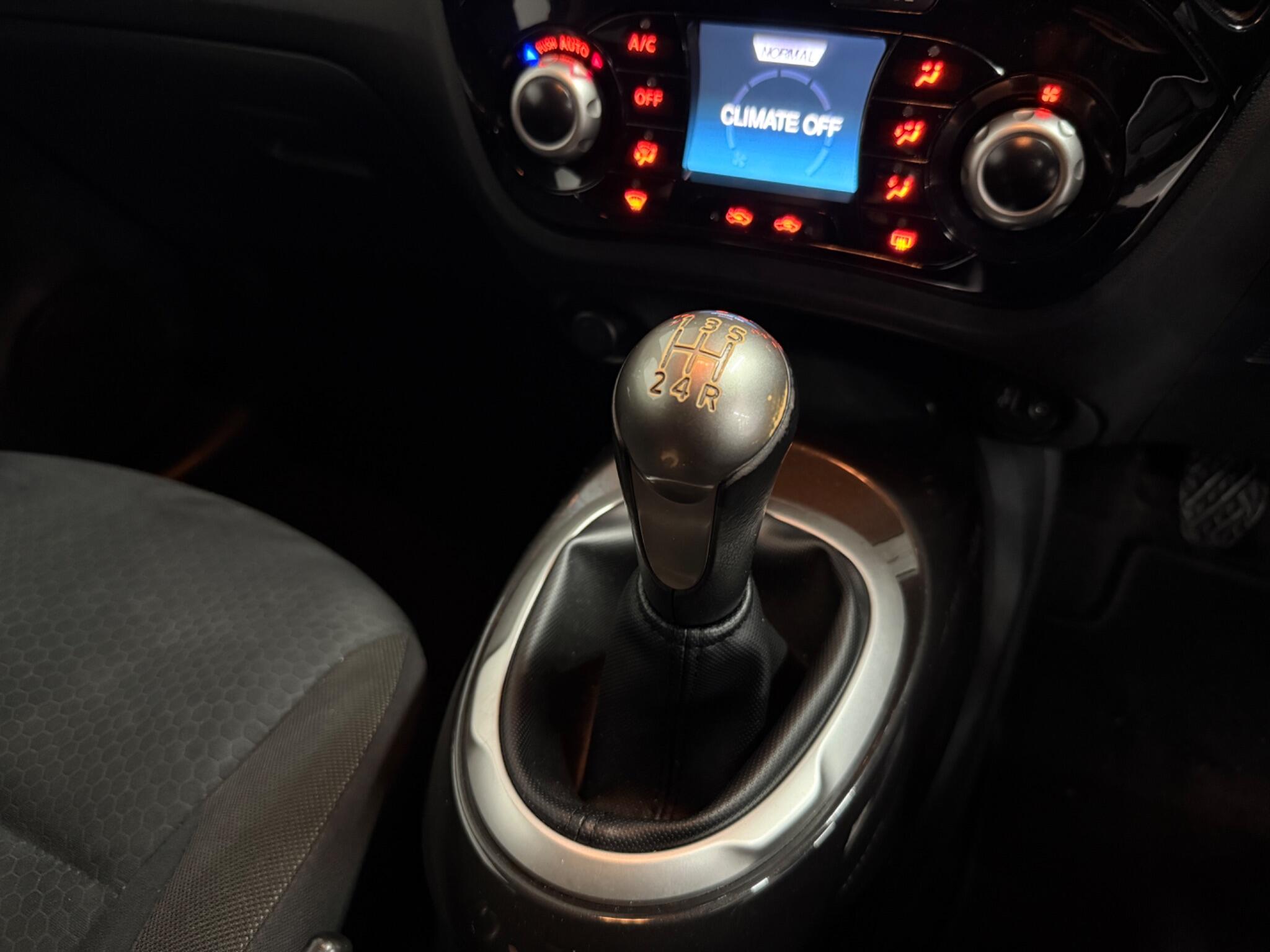 2014 Nissan Juke image 11