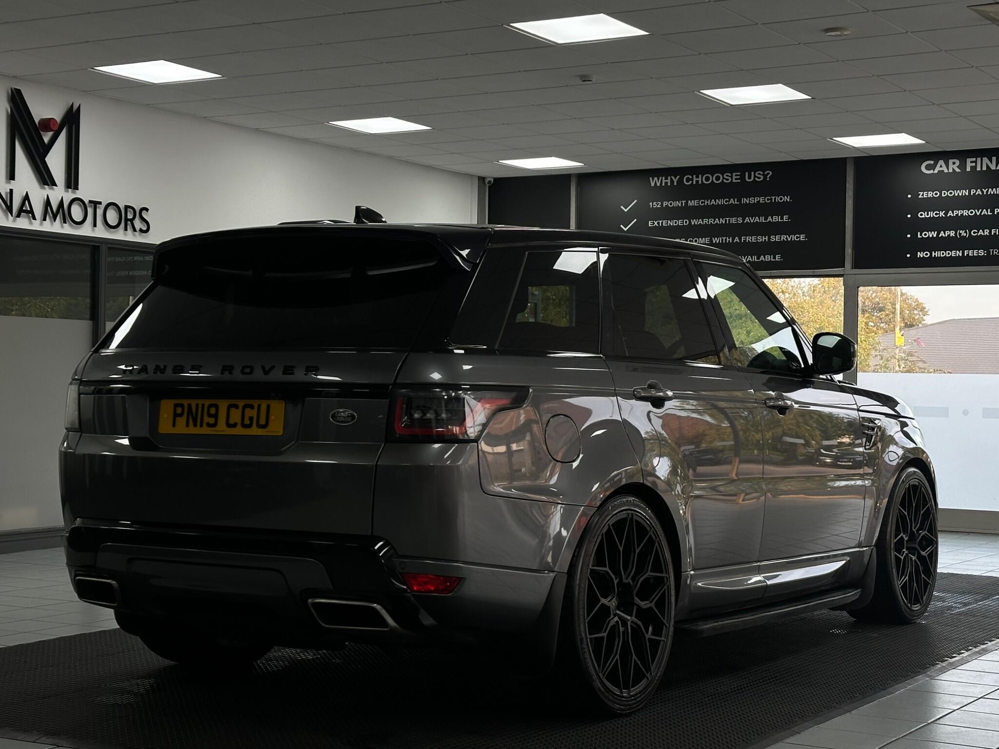Land Rover Range Rover Sport view 16