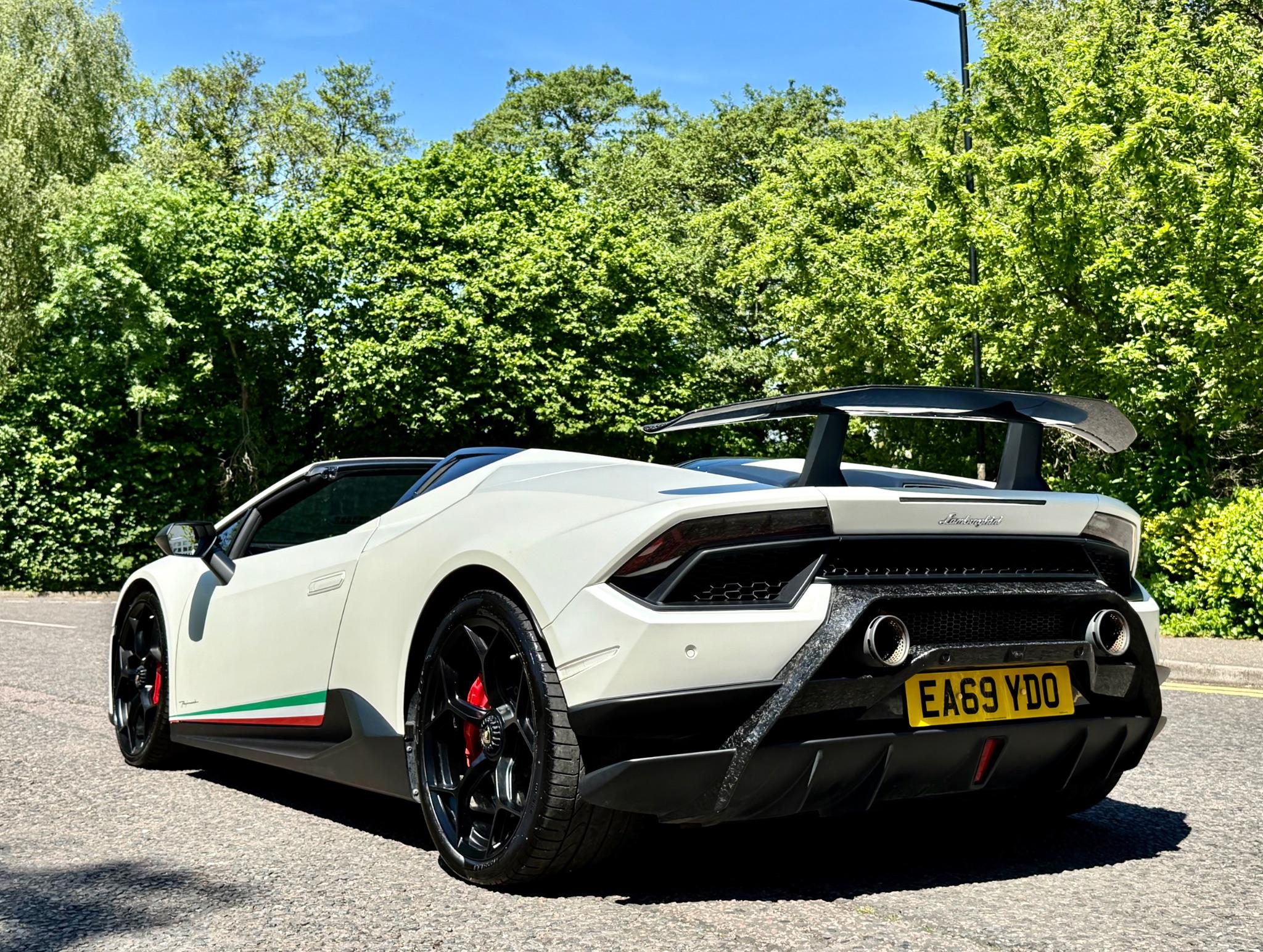 Lamborghini Huracan view 18