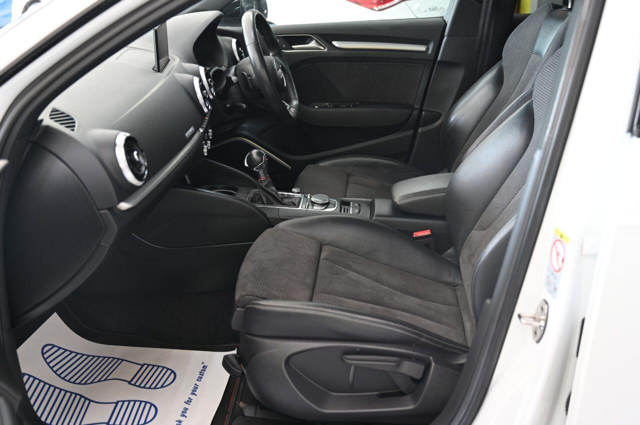 Audi S3 view 14