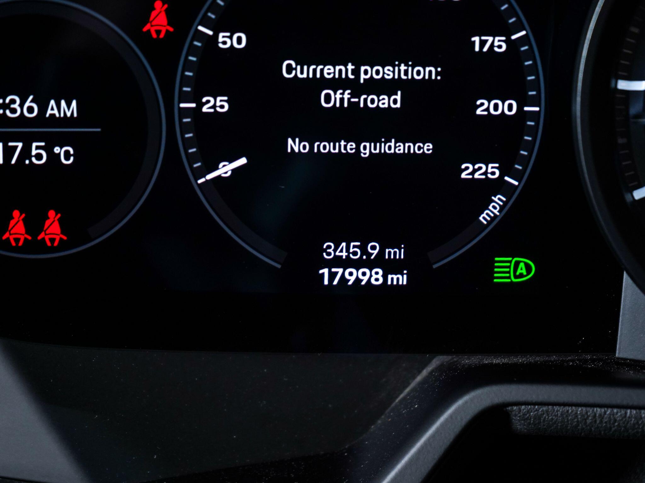 Porsche 911 view 45