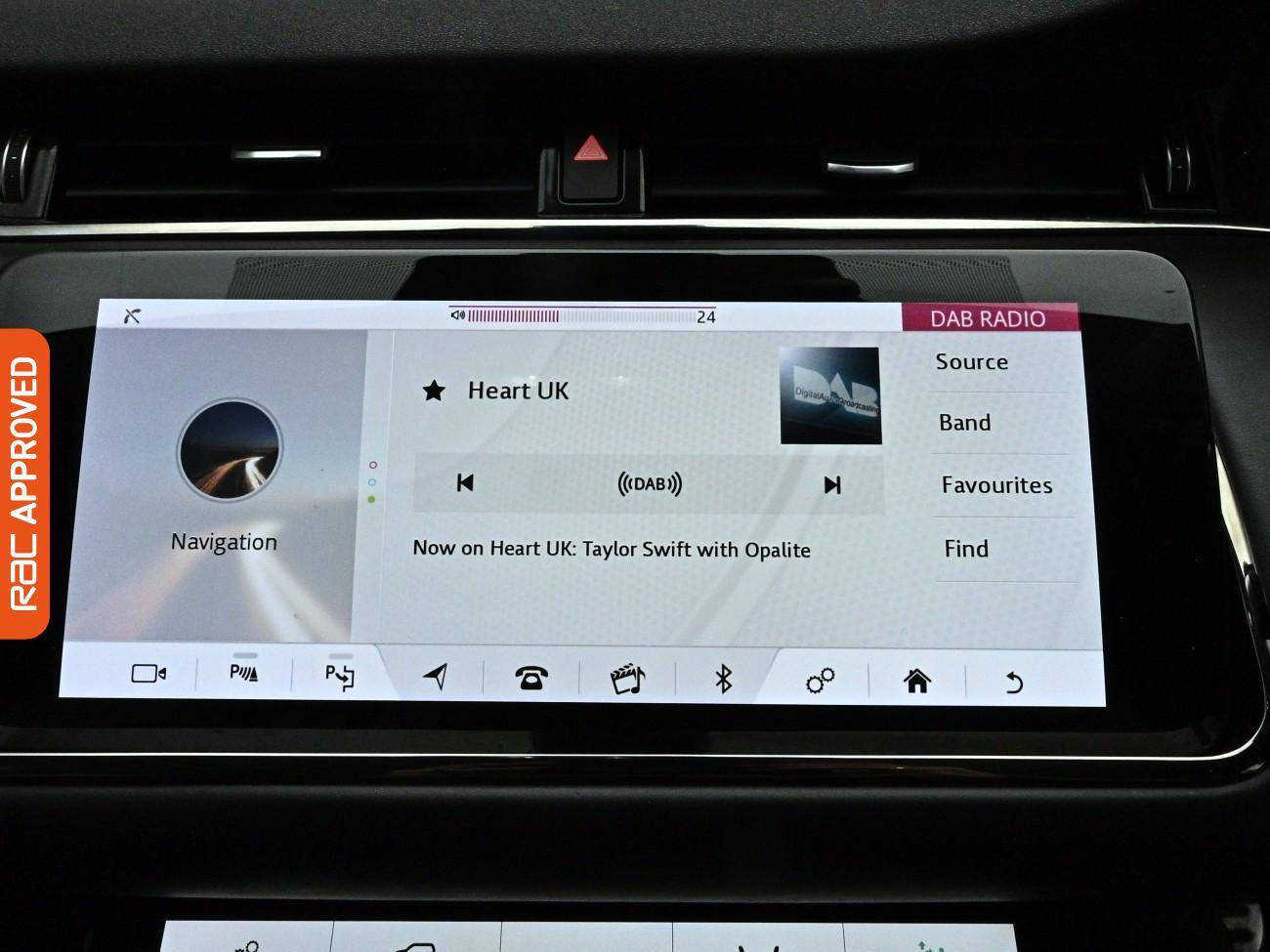 Land Rover Range Rover Evoque view 21