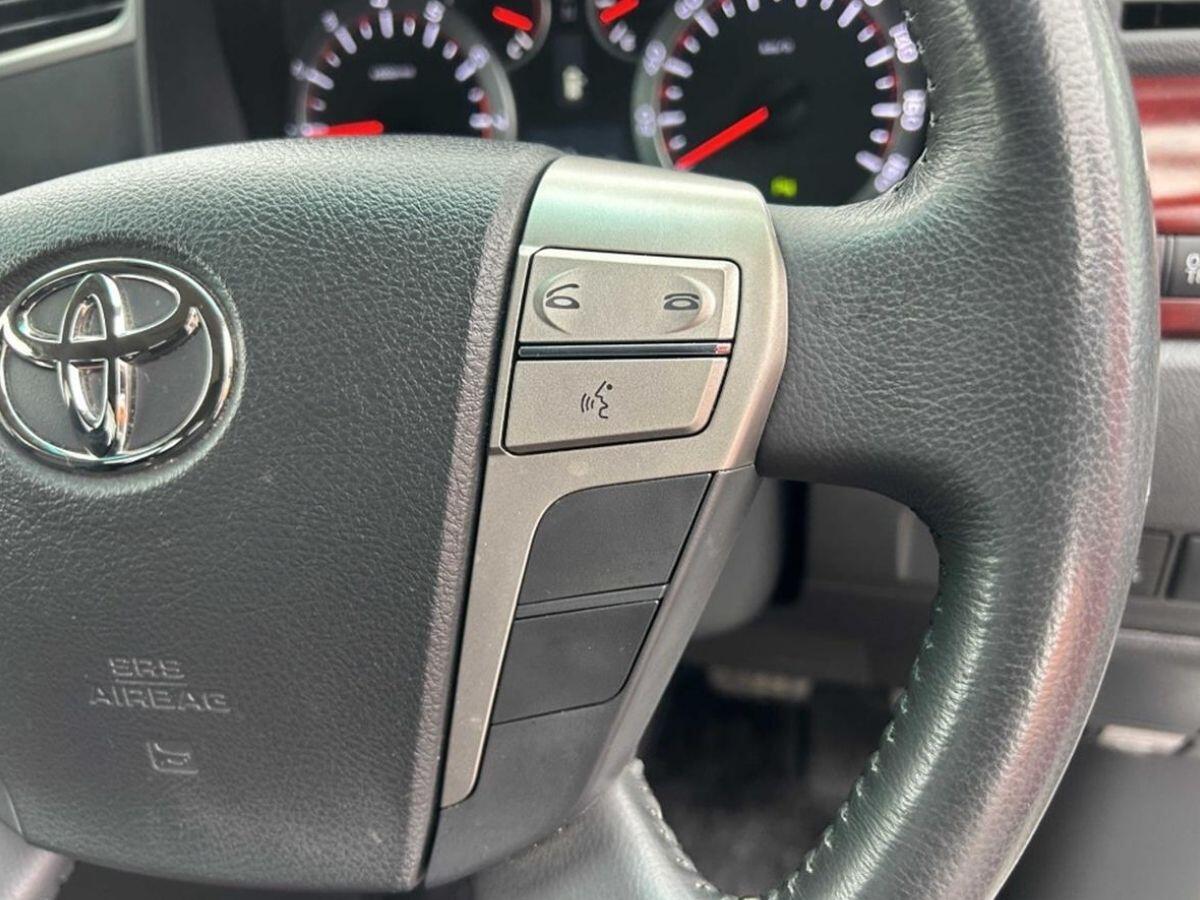 Toyota Vellfire view 16