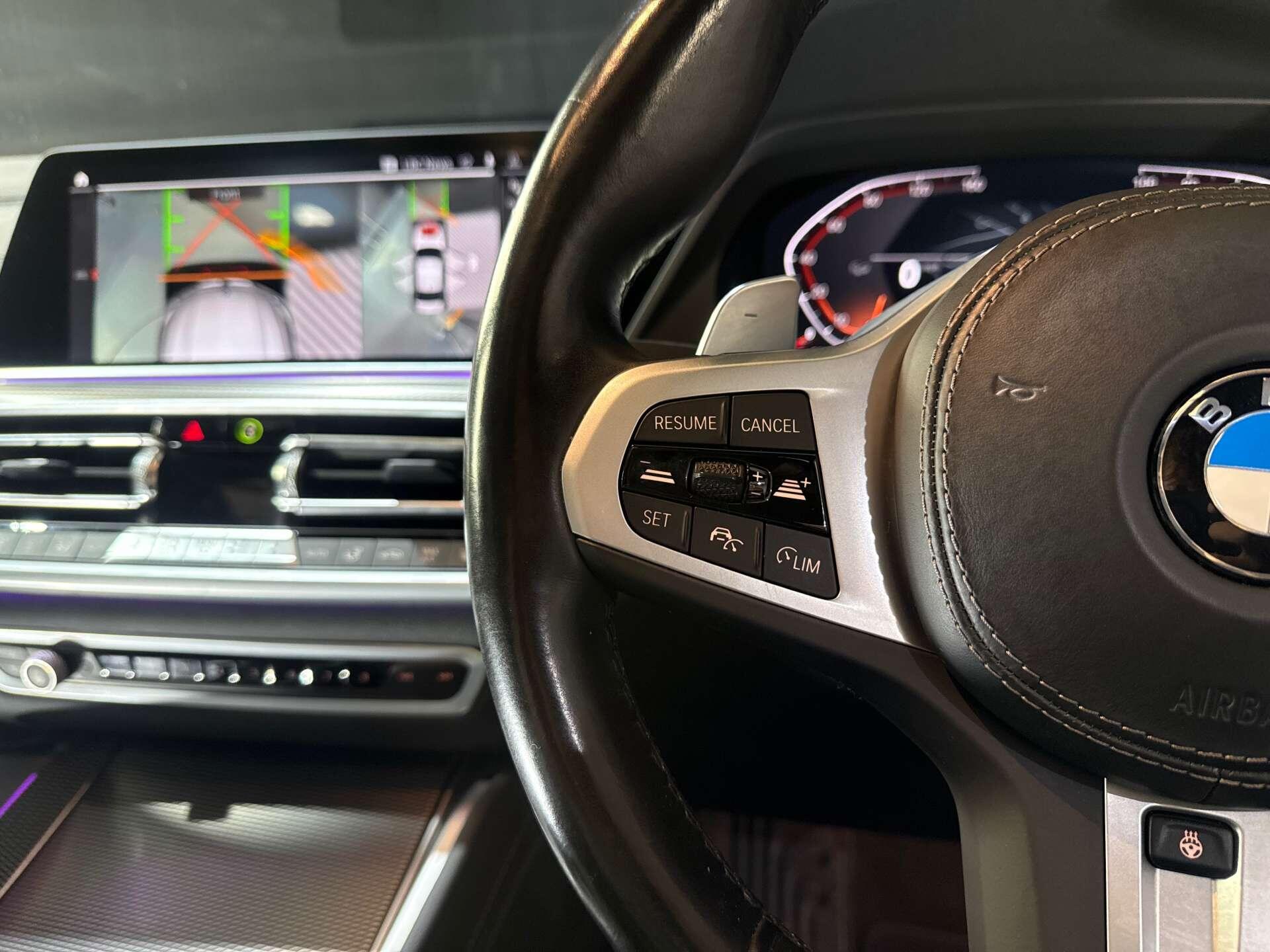 BMW X6 view 41