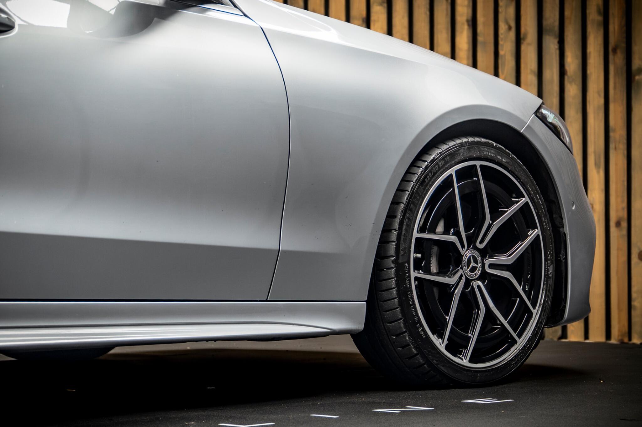 Mercedes-Benz C-Class view 14
