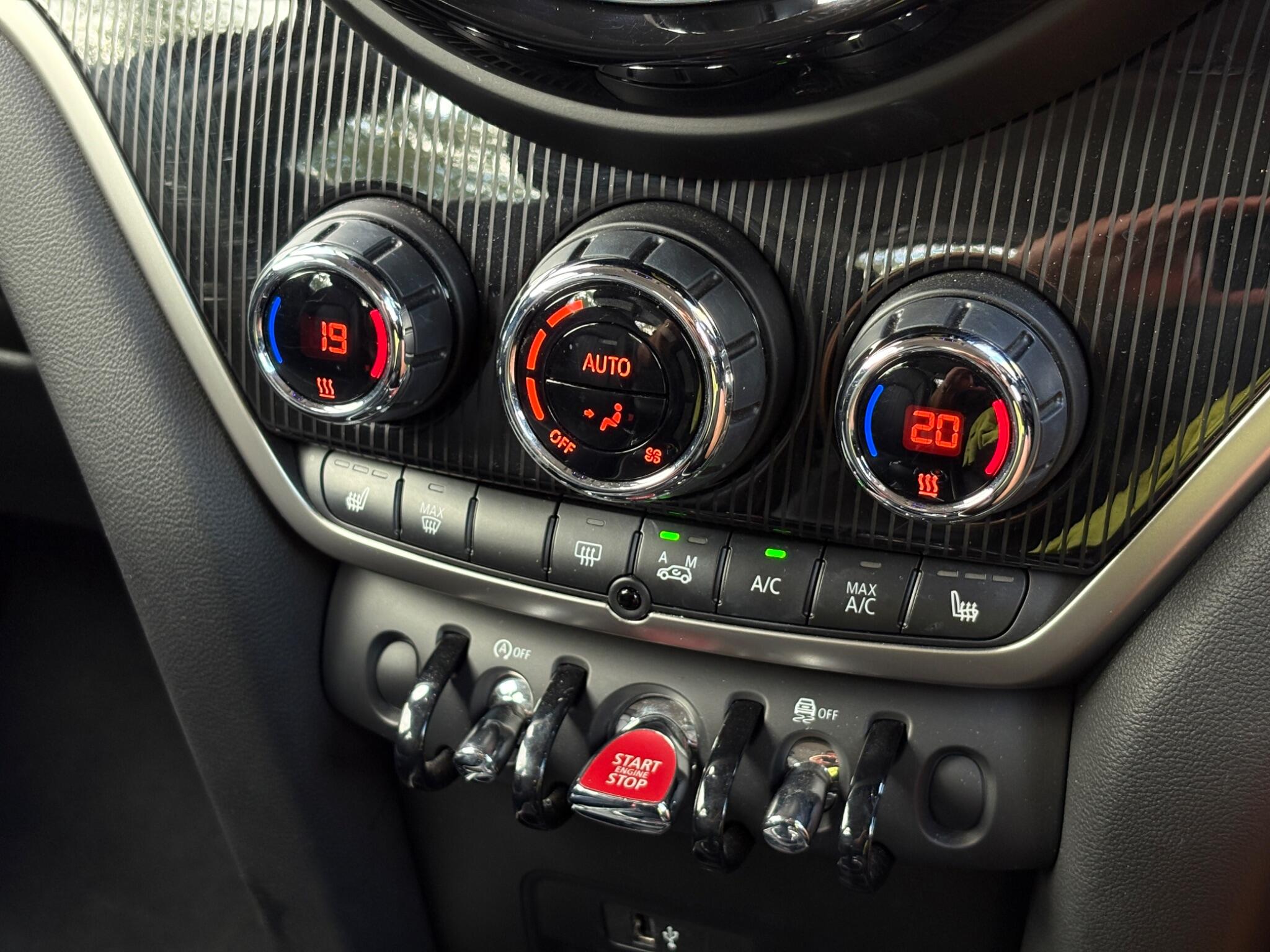 Mini Countryman view 29