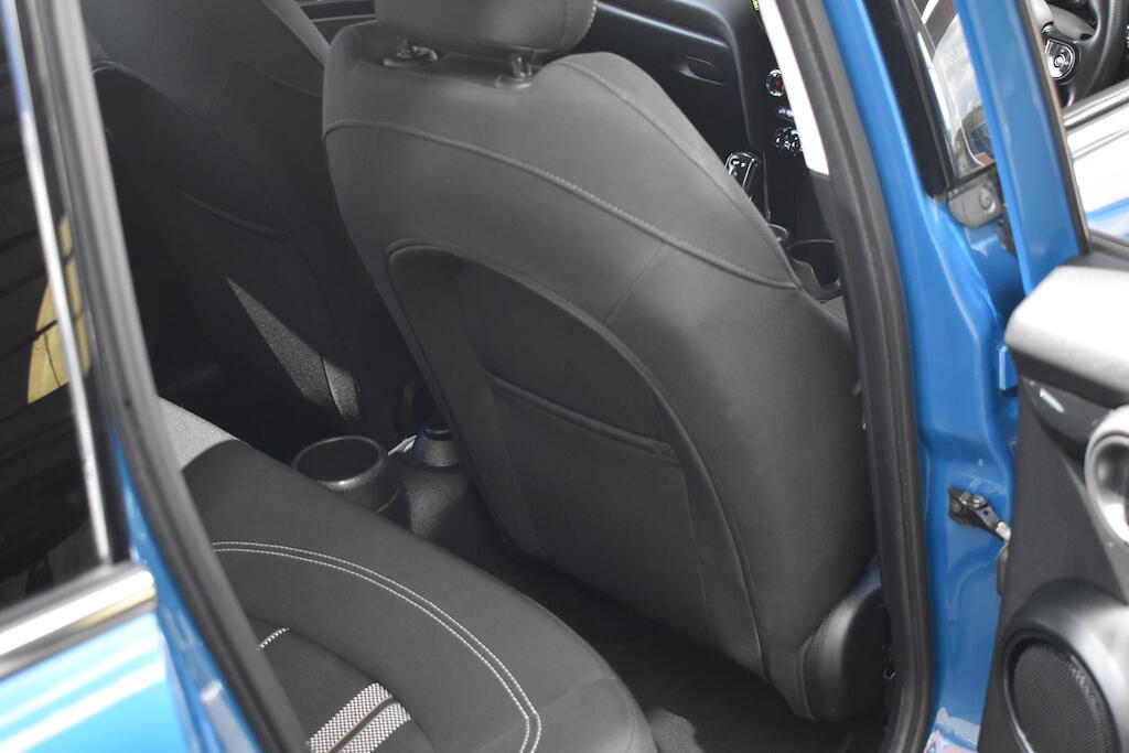 Mini Cooper view 32