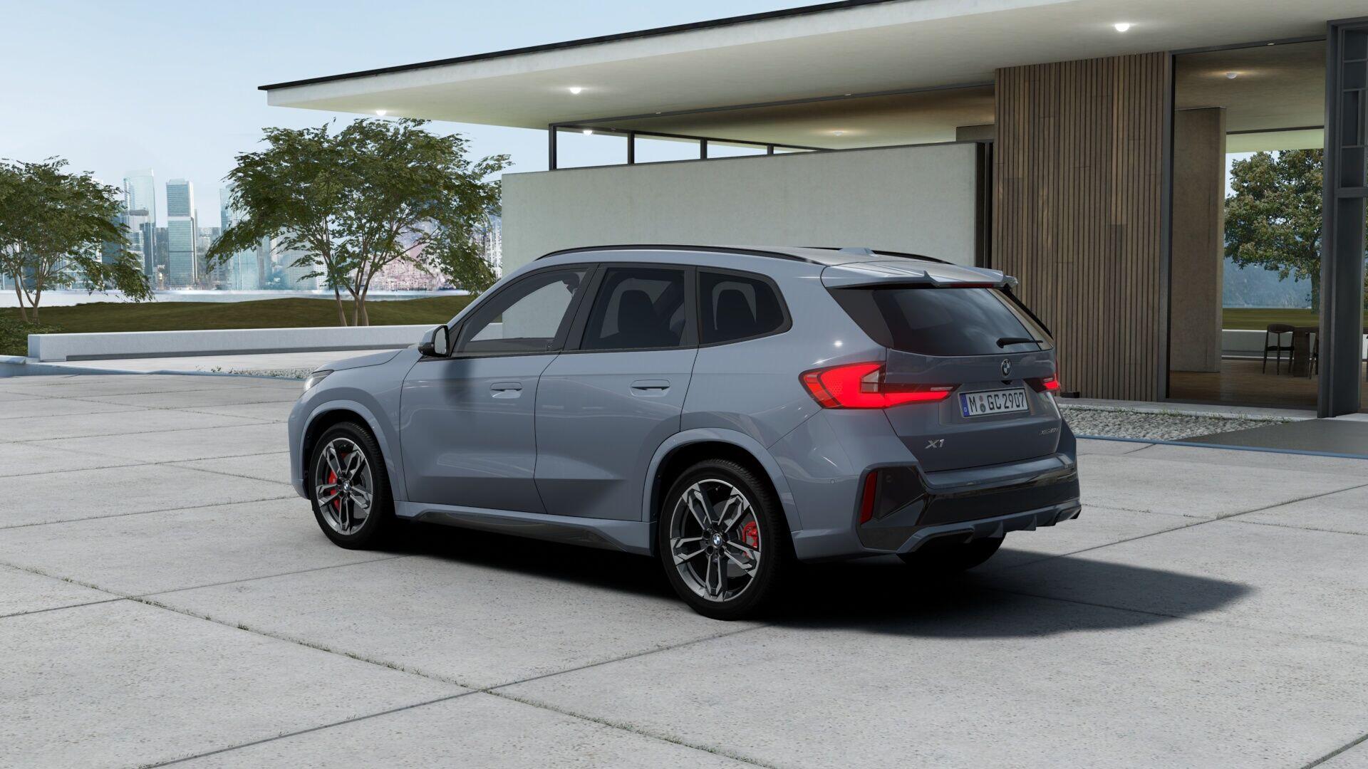 BMW X1 view 3