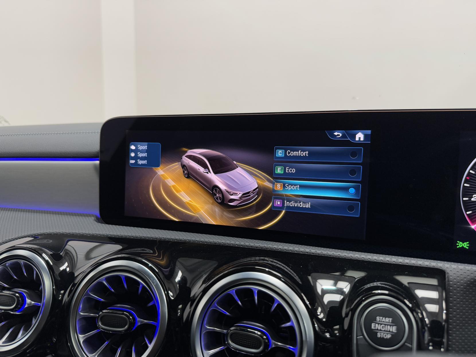 Mercedes-Benz Cla view 34