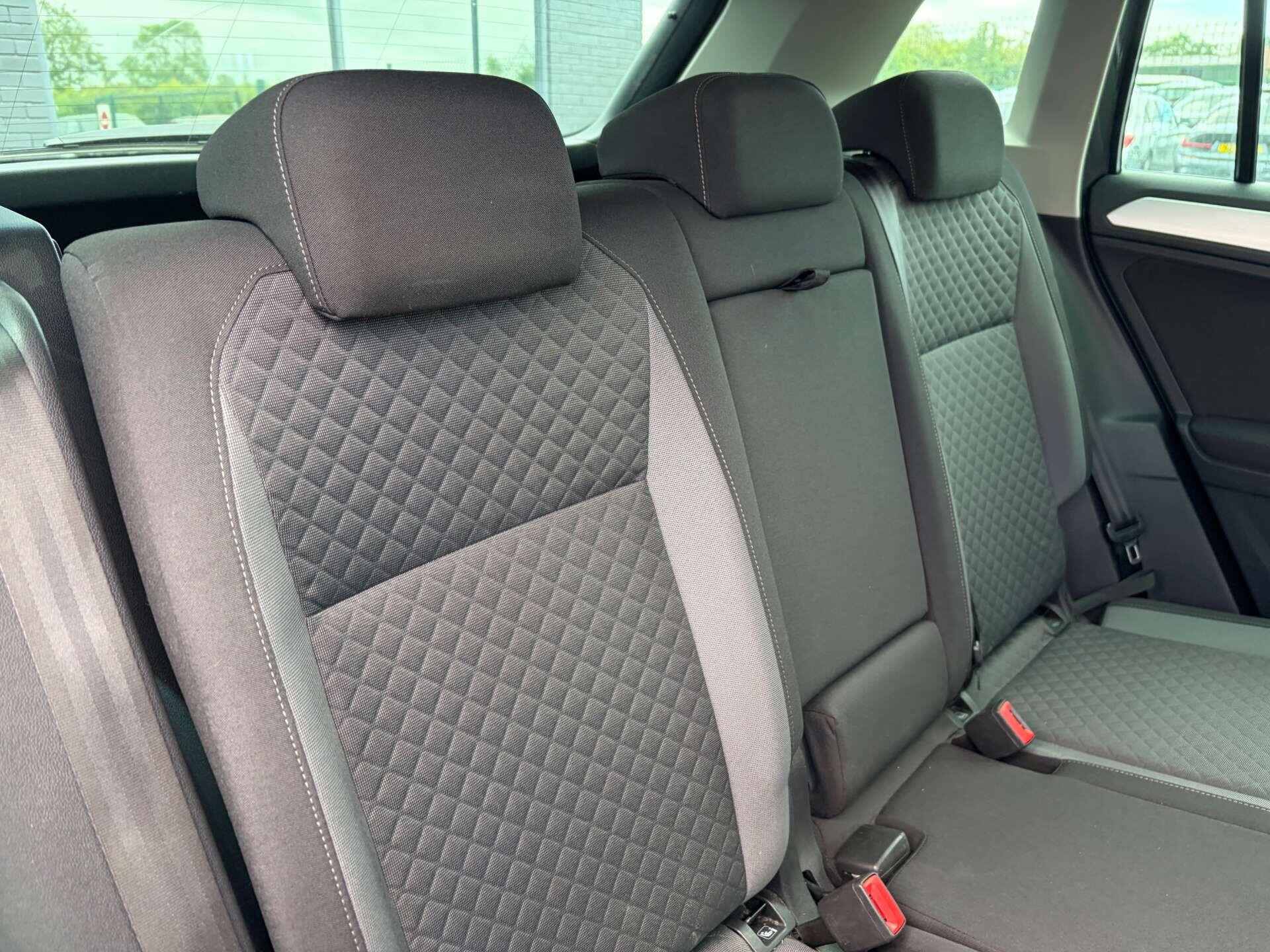 Volkswagen Tiguan view 30