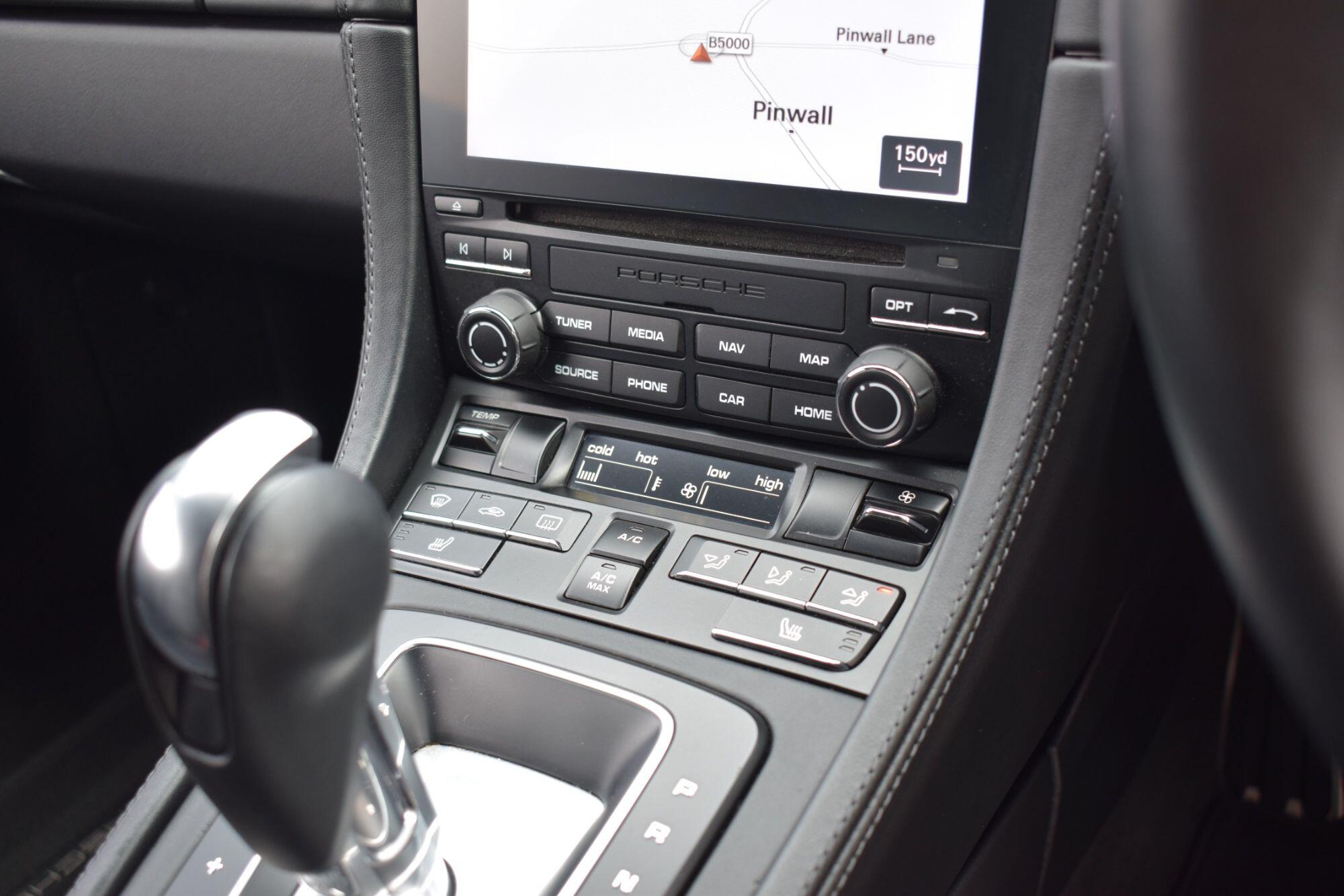 Porsche Cayman view 18
