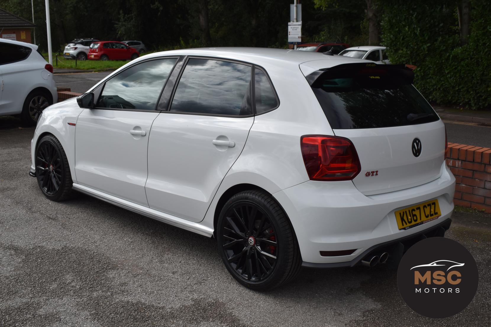 Volkswagen Polo view 11