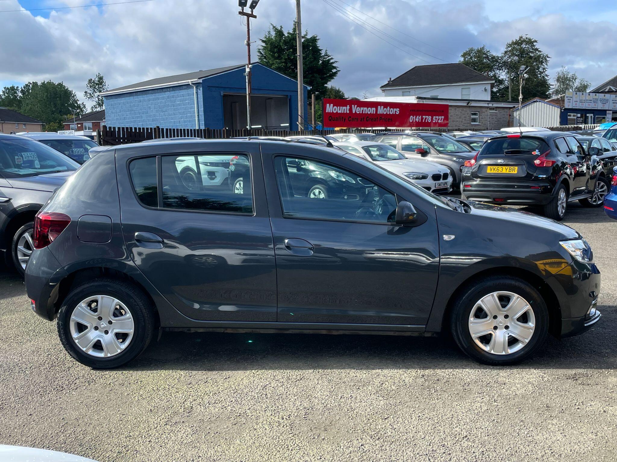 Dacia Sandero view 12
