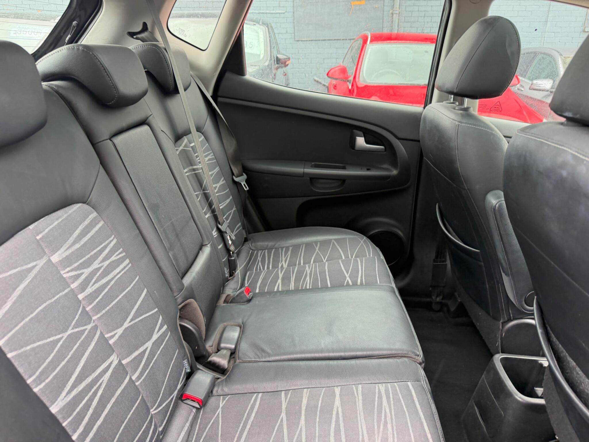 Kia Venga view 20