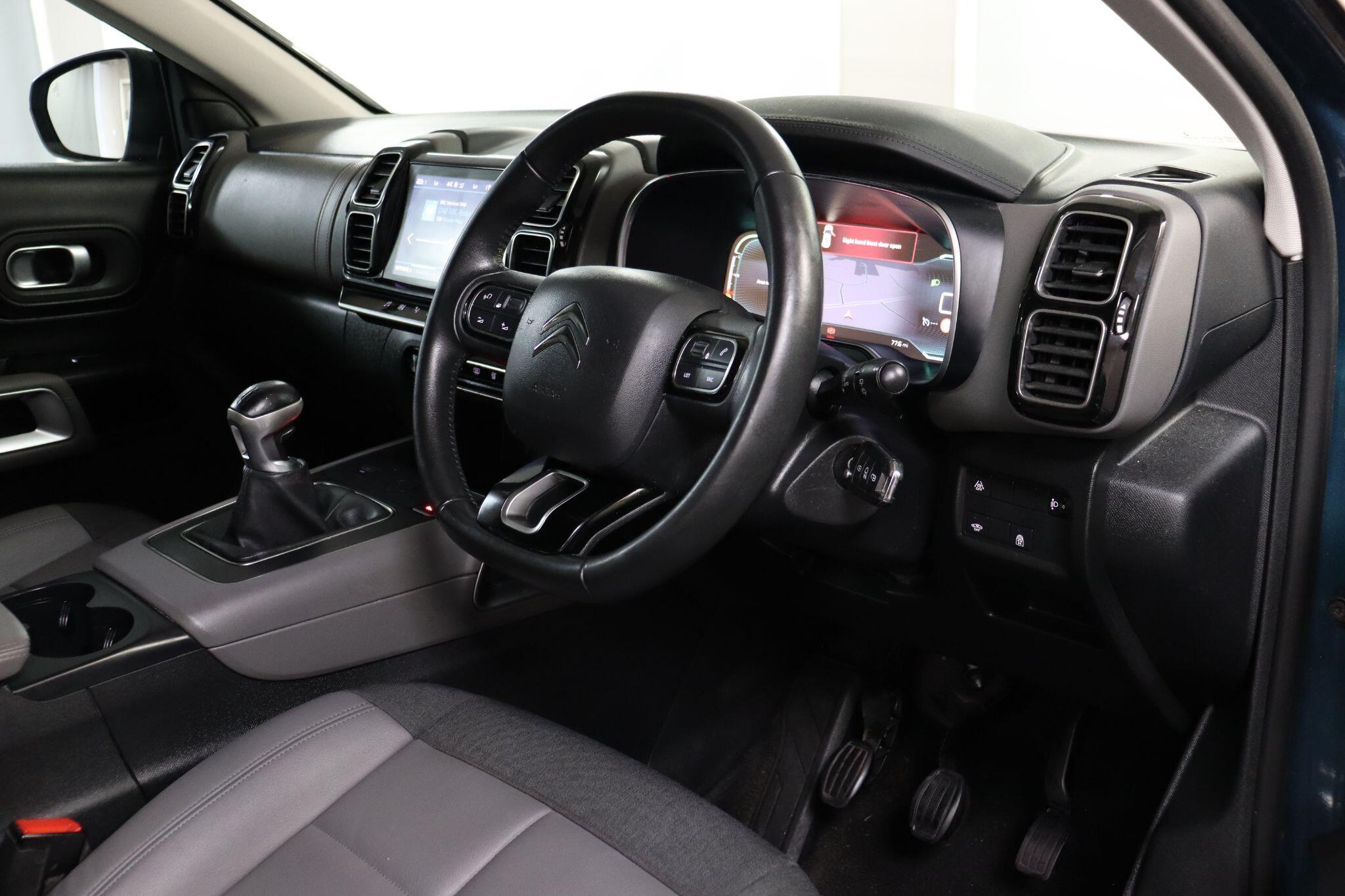 Citroen C5 Aircross view 15