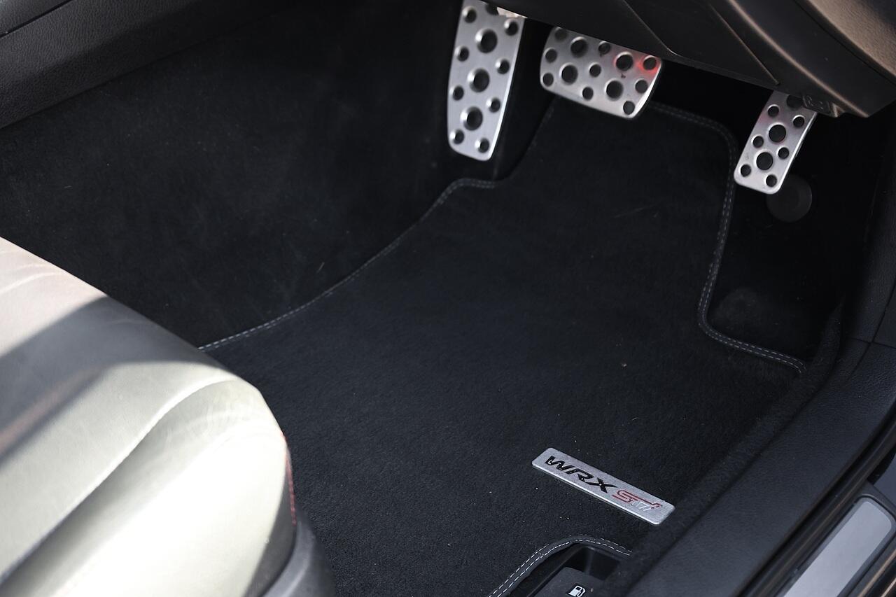 Subaru Impreza view 37