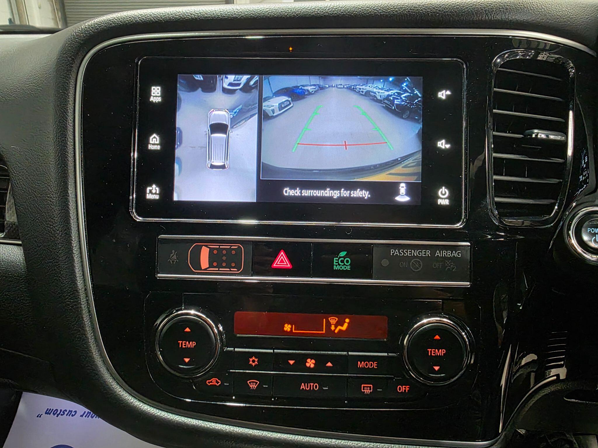 Mitsubishi Outlander view 8