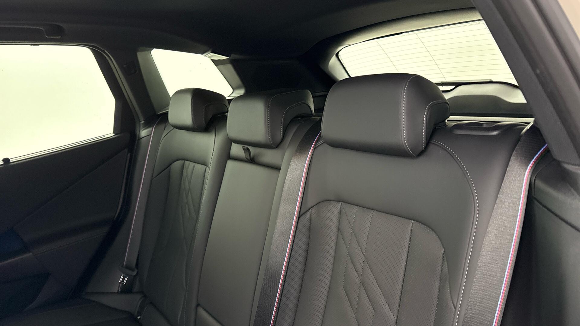 BMW X3 view 12