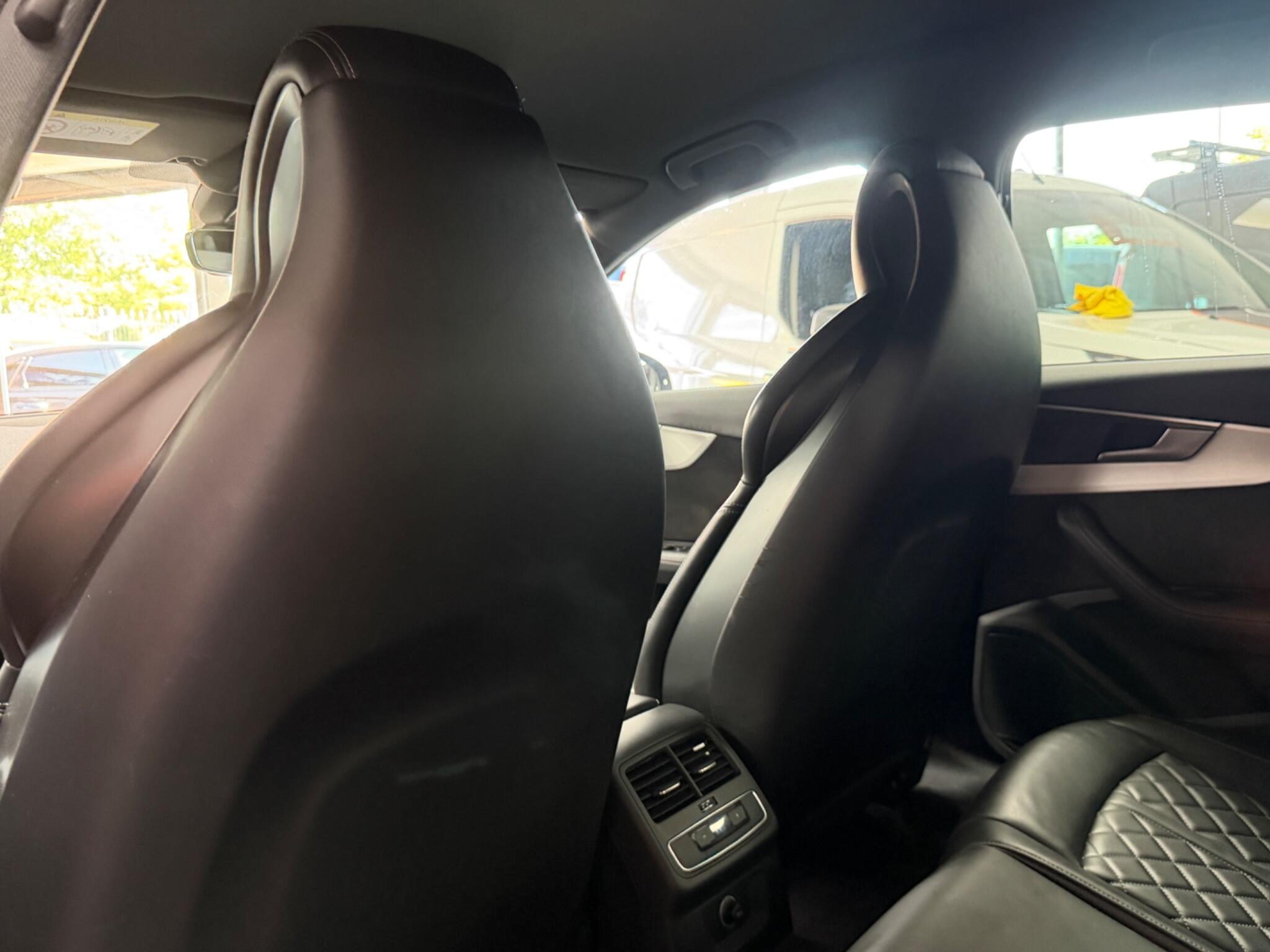 Audi S4 view 21
