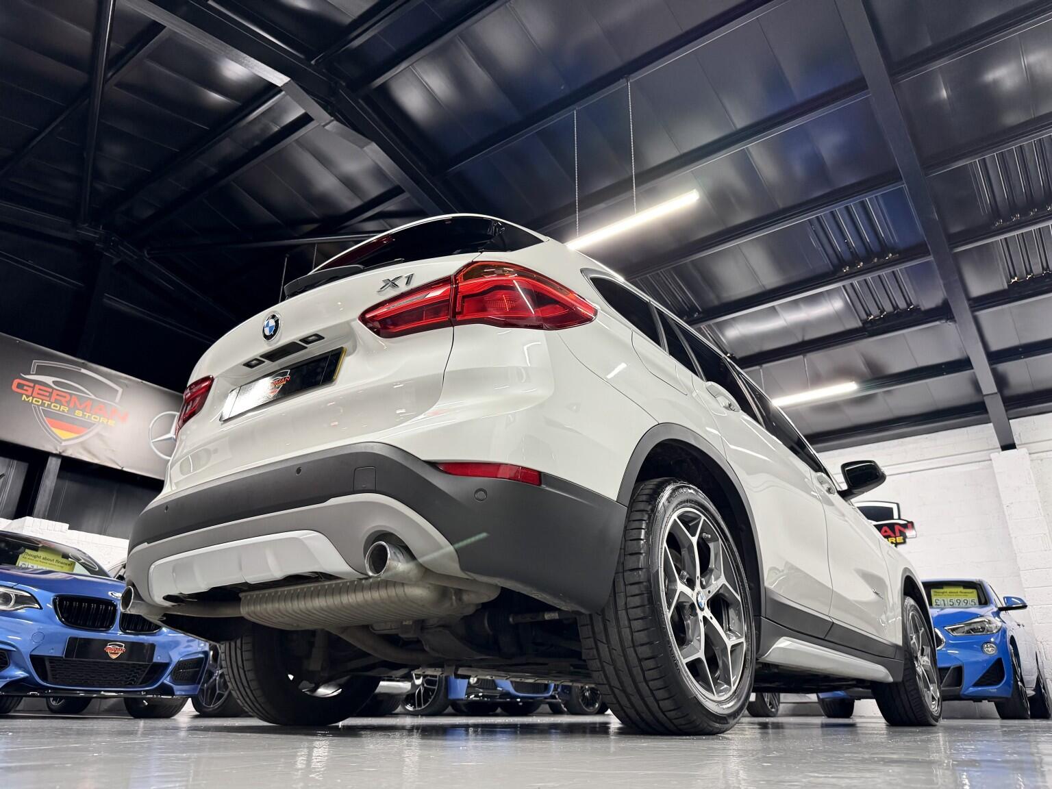 BMW X1 view 10