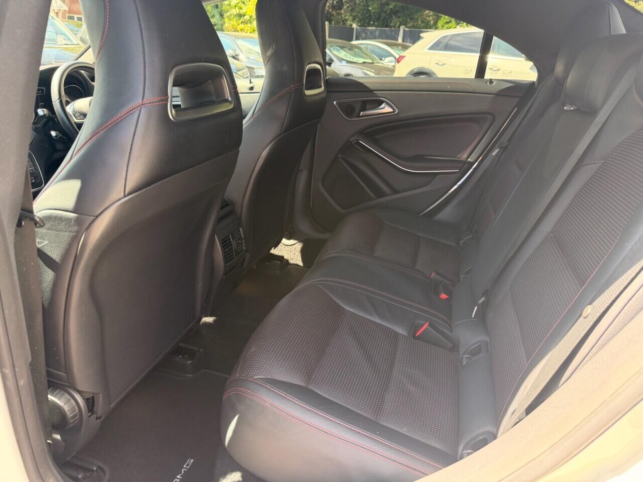 Mercedes-Benz Cla view 21