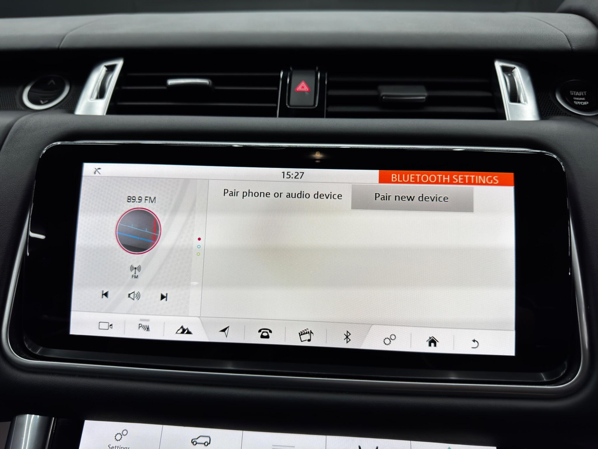 Land Rover Range Rover Sport view 40