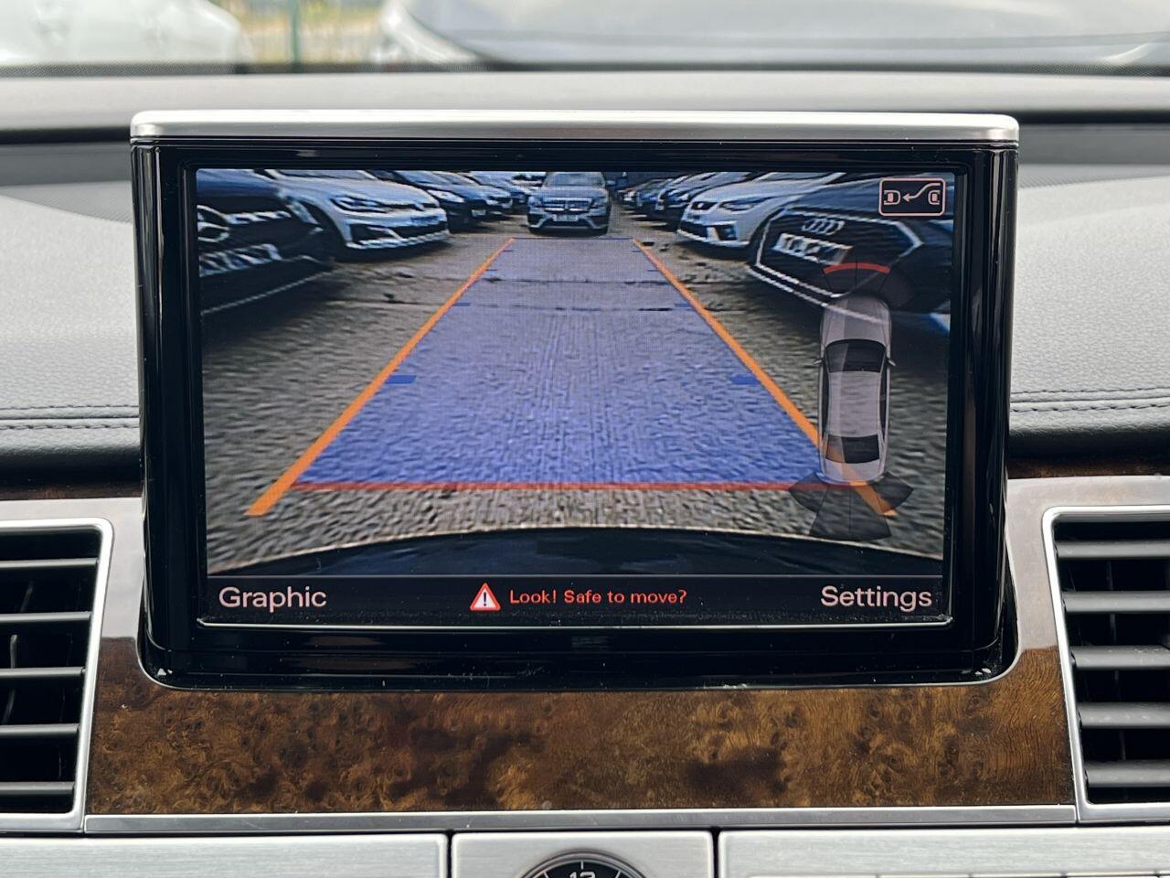 Audi A8 view 60
