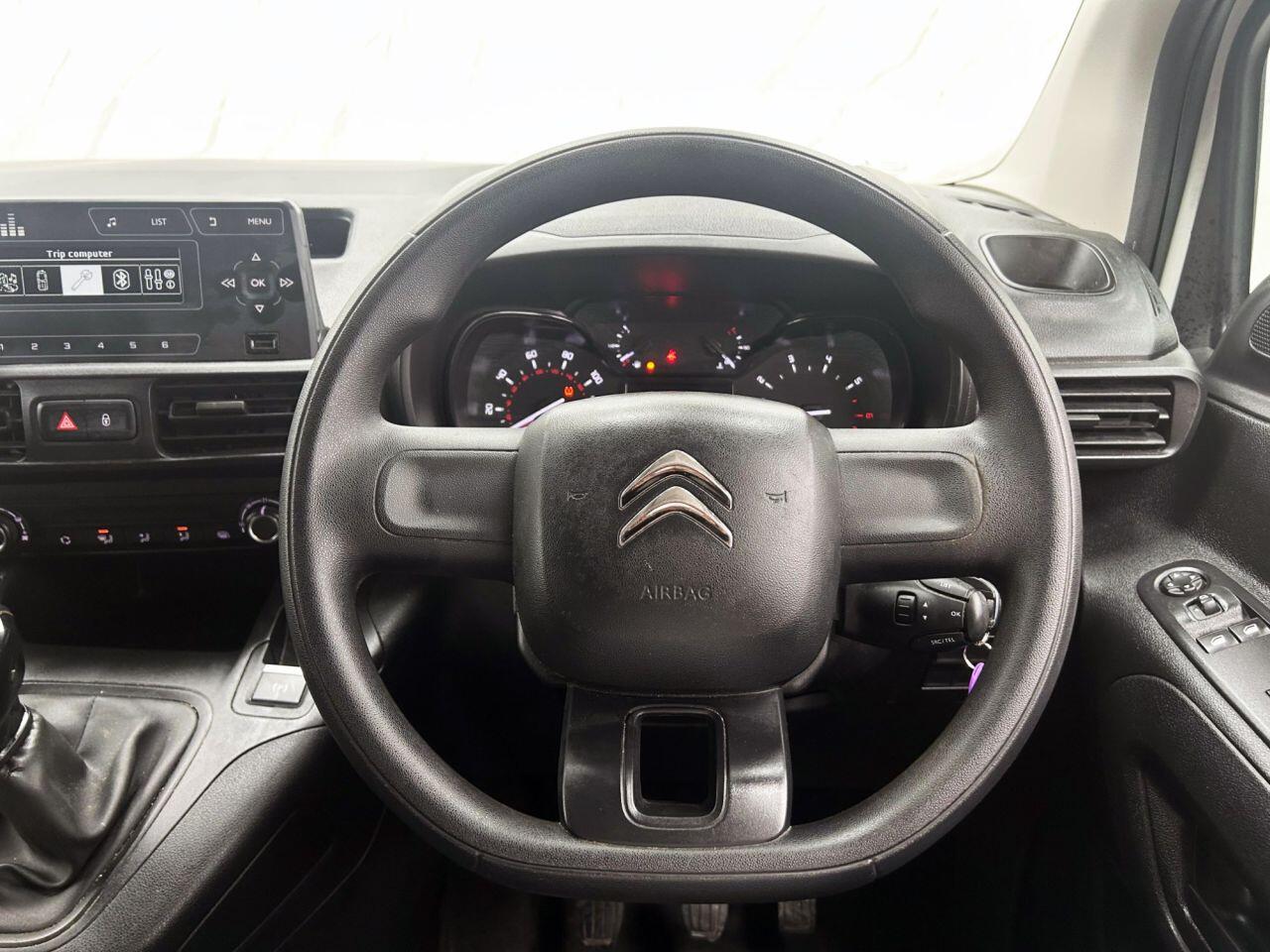 Citroen Berlingo view 18